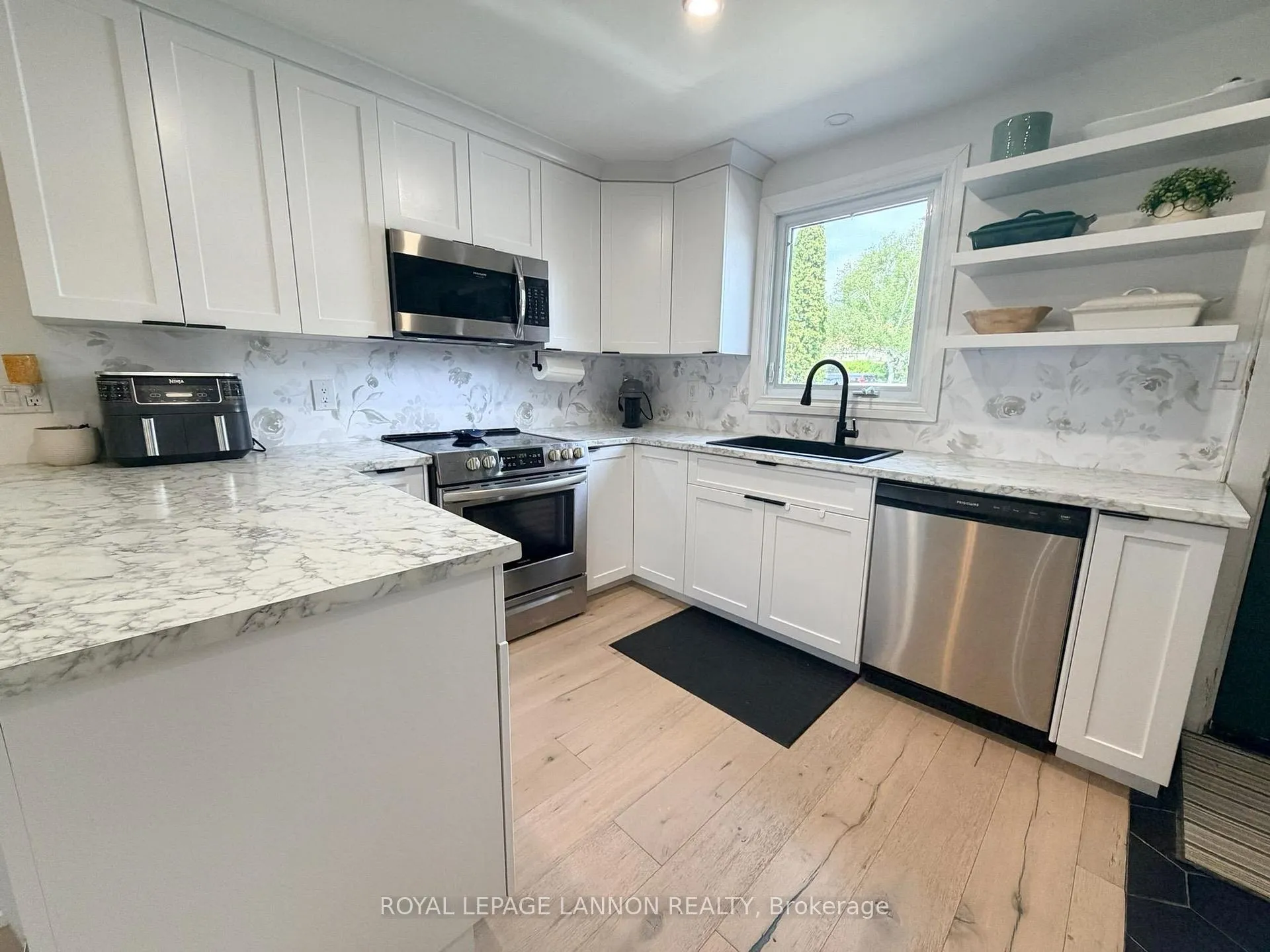 Photo 3 of 102 Thom Street, Greenstone — HOMEH