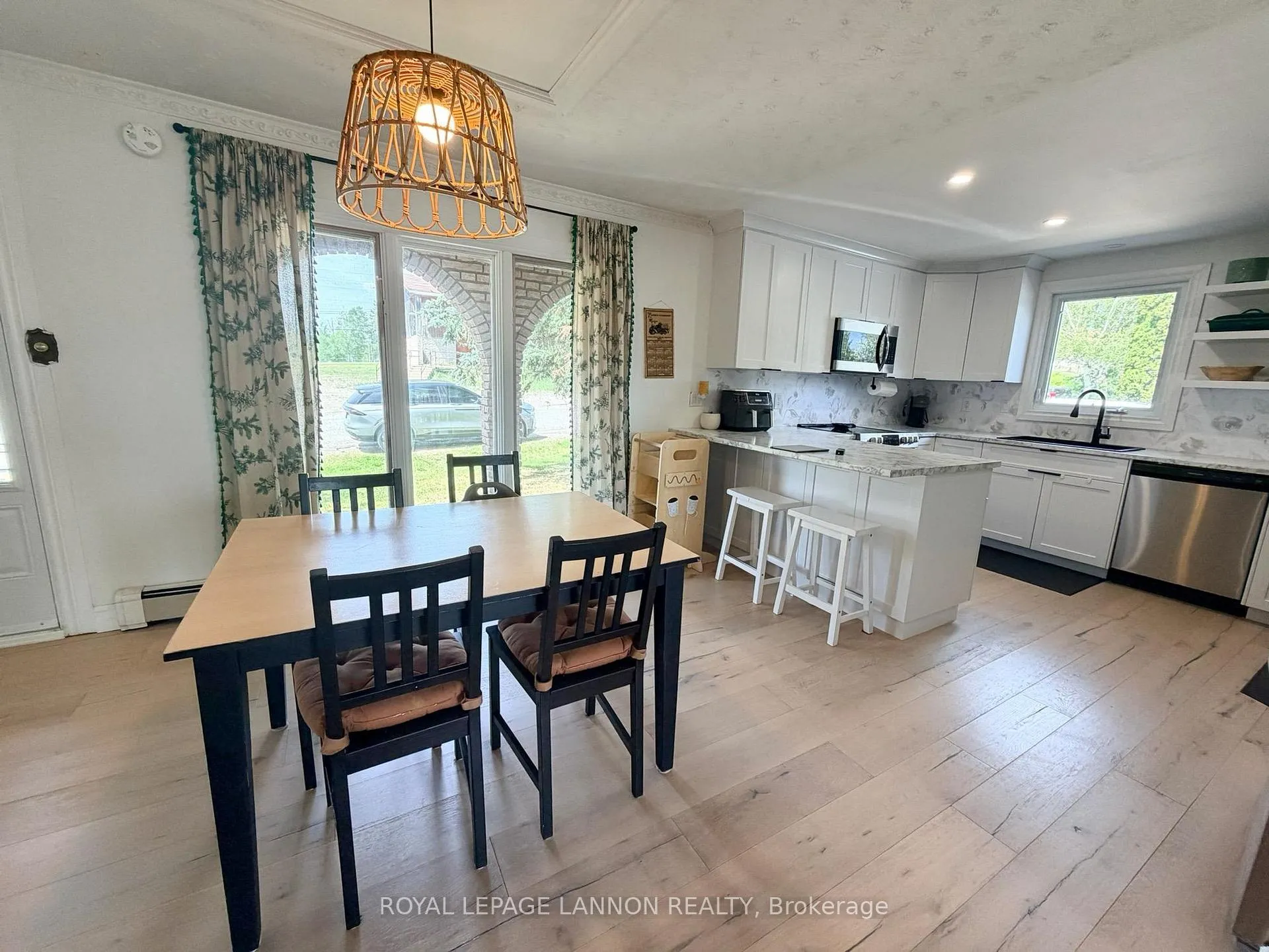 Photo 5 of 102 Thom Street, Greenstone — HOMEH