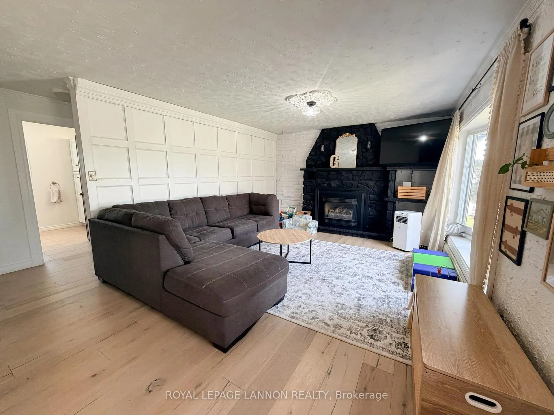 Photo 7 of 102 Thom Street, Greenstone — HOMEH