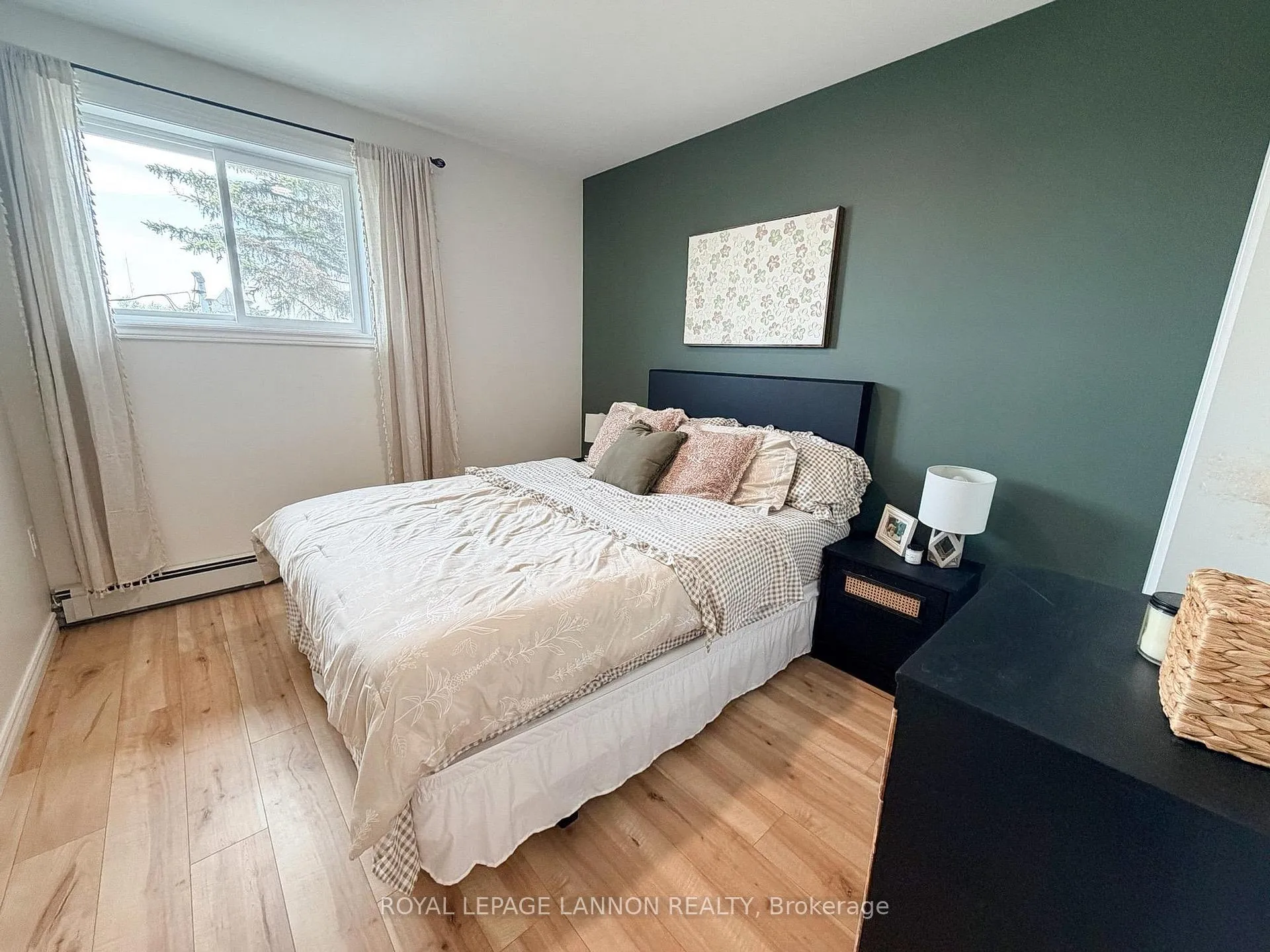 Photo 17 of 102 Thom Street, Greenstone — HOMEH
