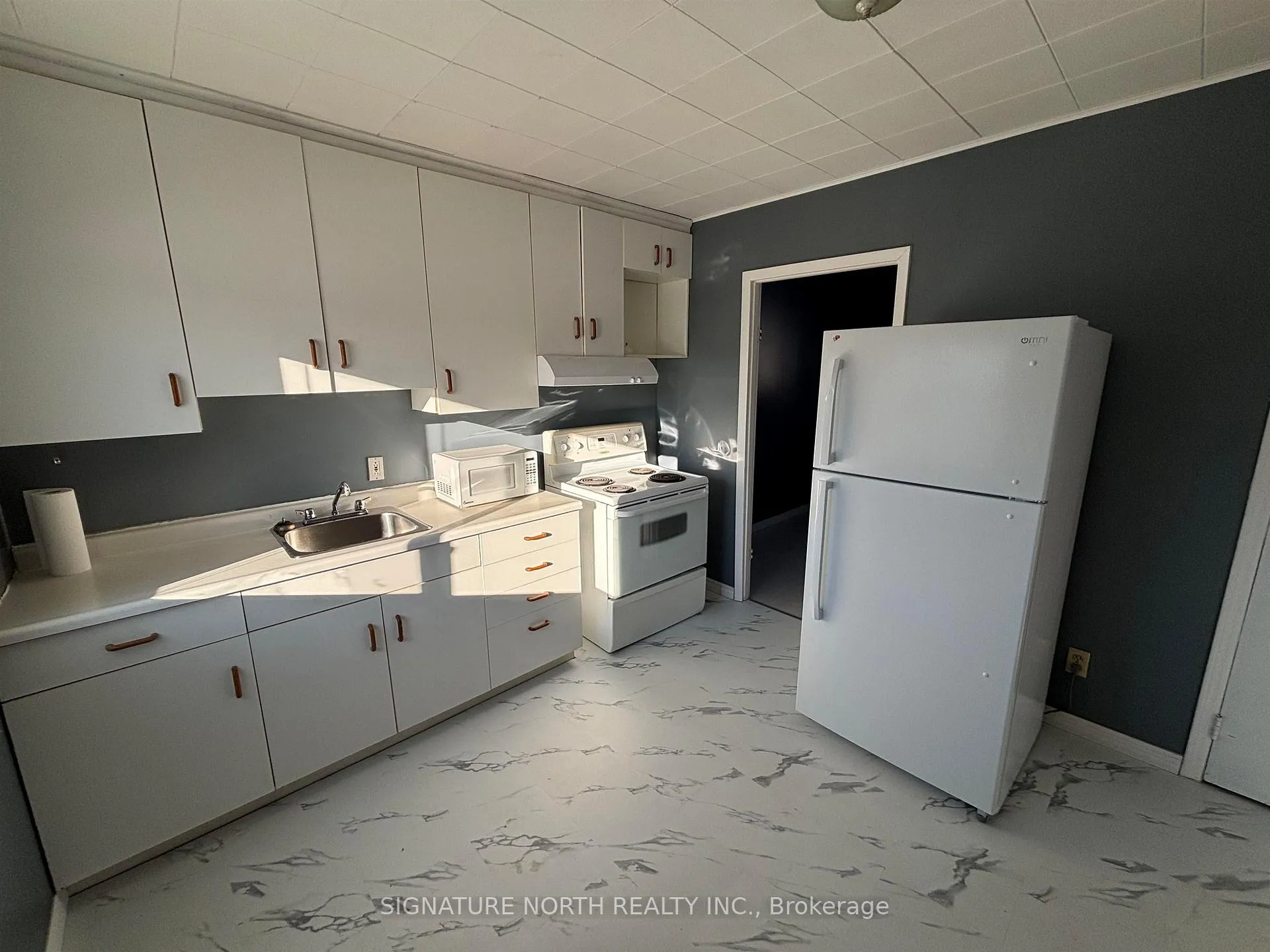 Photo 4 of 112 Mercury Ave. E, Atikokan — HOMEH