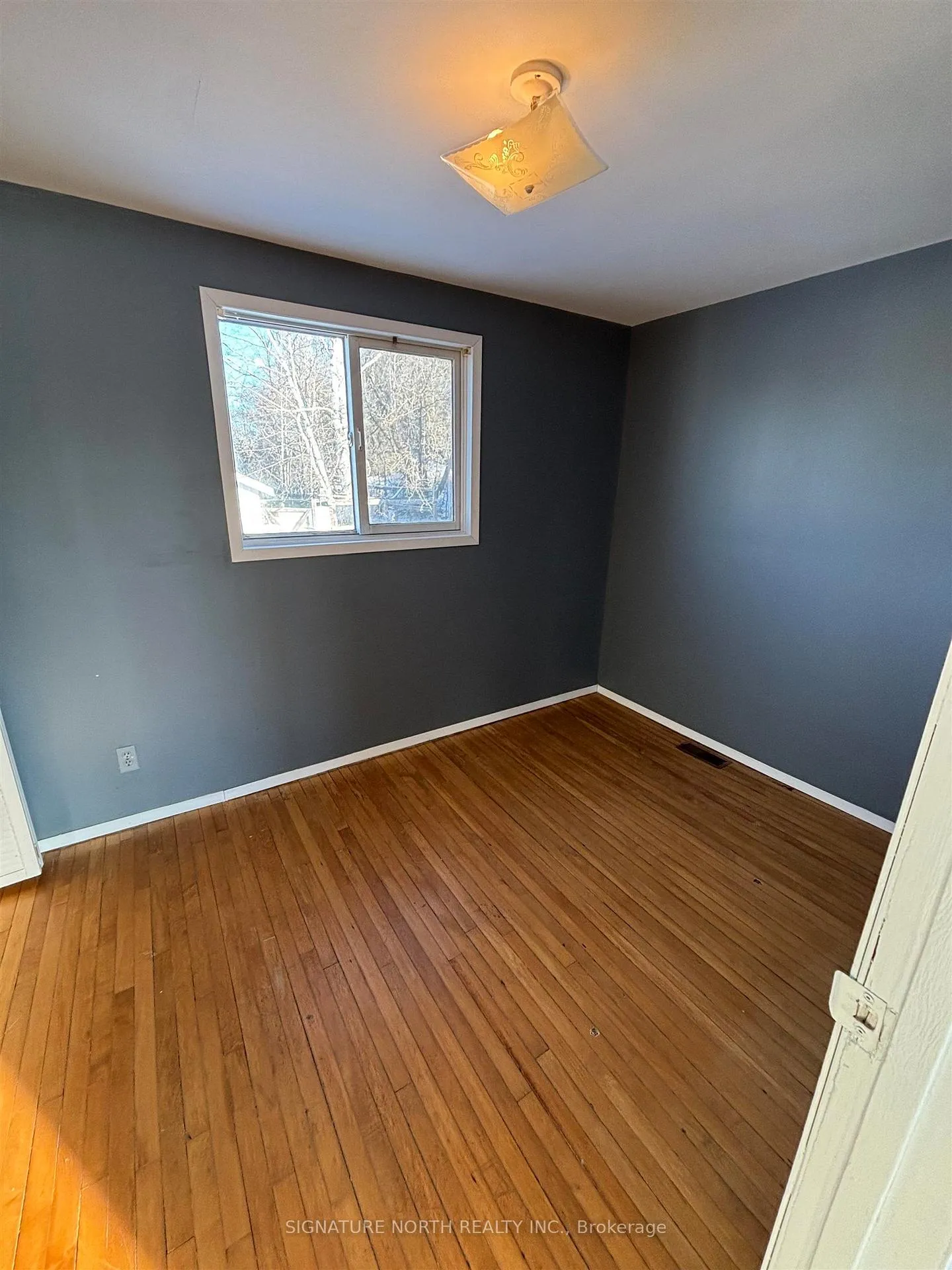Photo 7 of 112 Mercury Ave. E, Atikokan — HOMEH