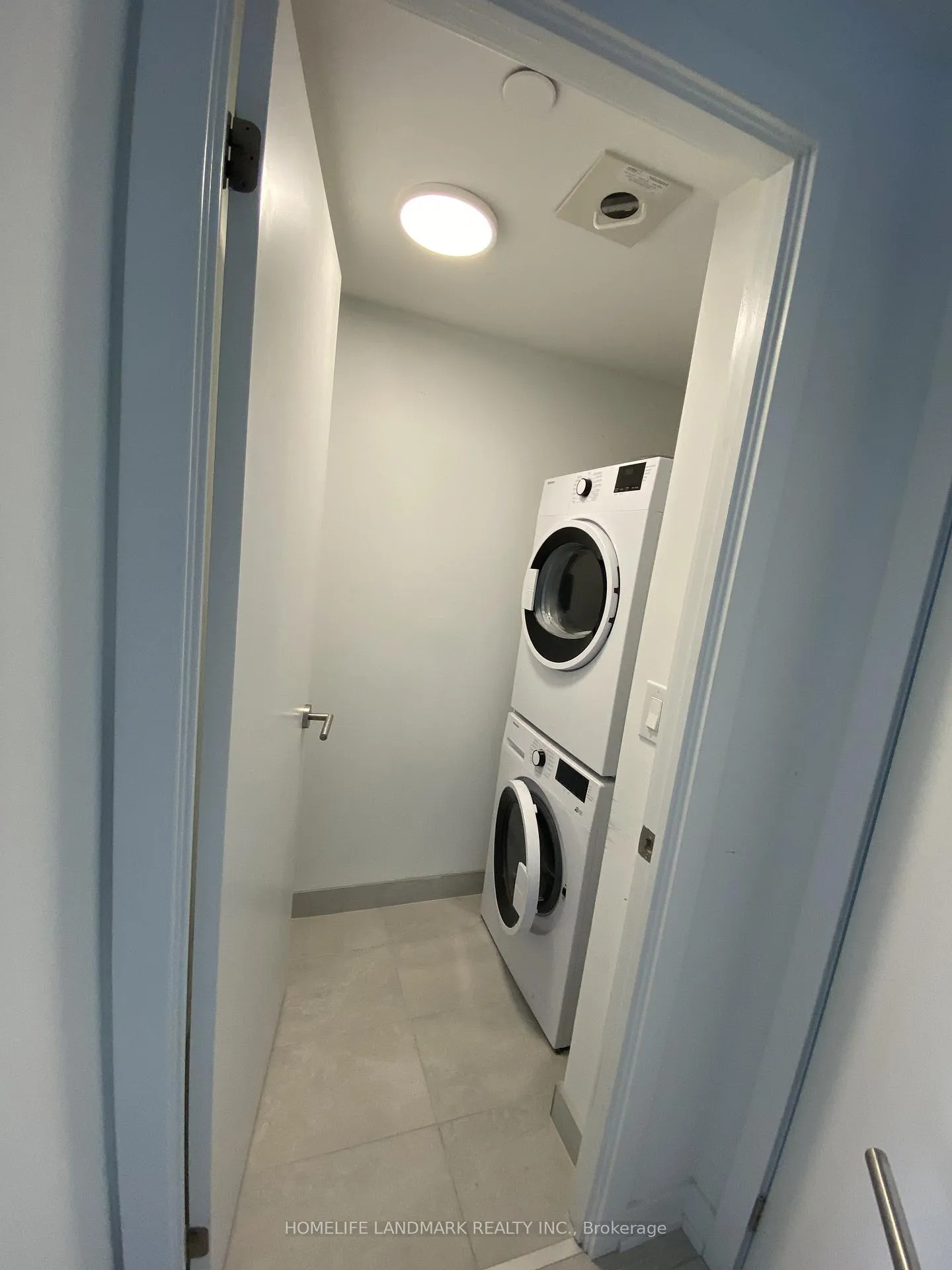 Photo 14 of Unit 904, 47 Mutual Street, Toronto, Church-Yonge Corridor — HOMEH