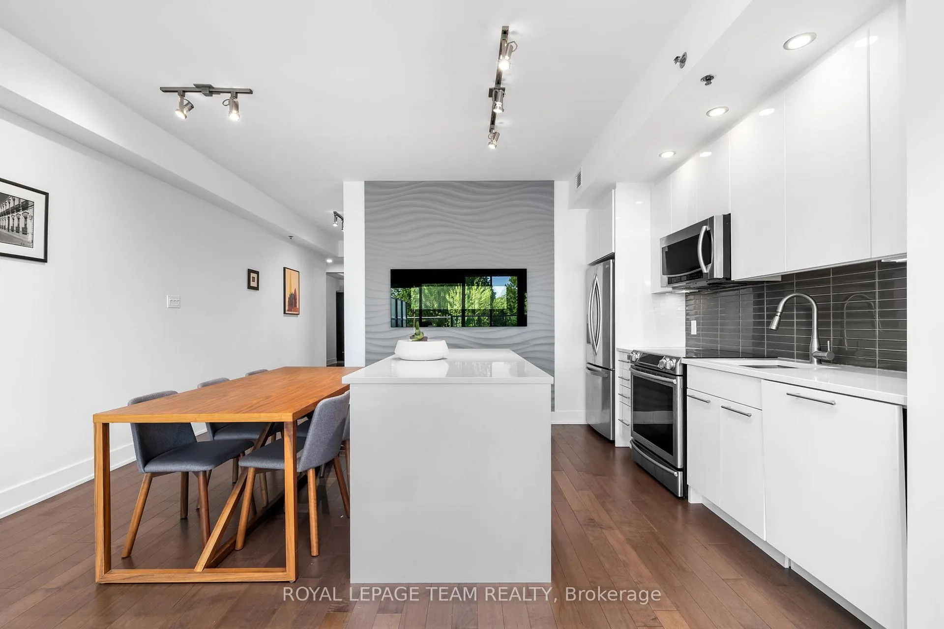 Photo 8 of Unit 206, 98 Richmond Road, Ottawa, Westboro/Hampton Park — HOMEH