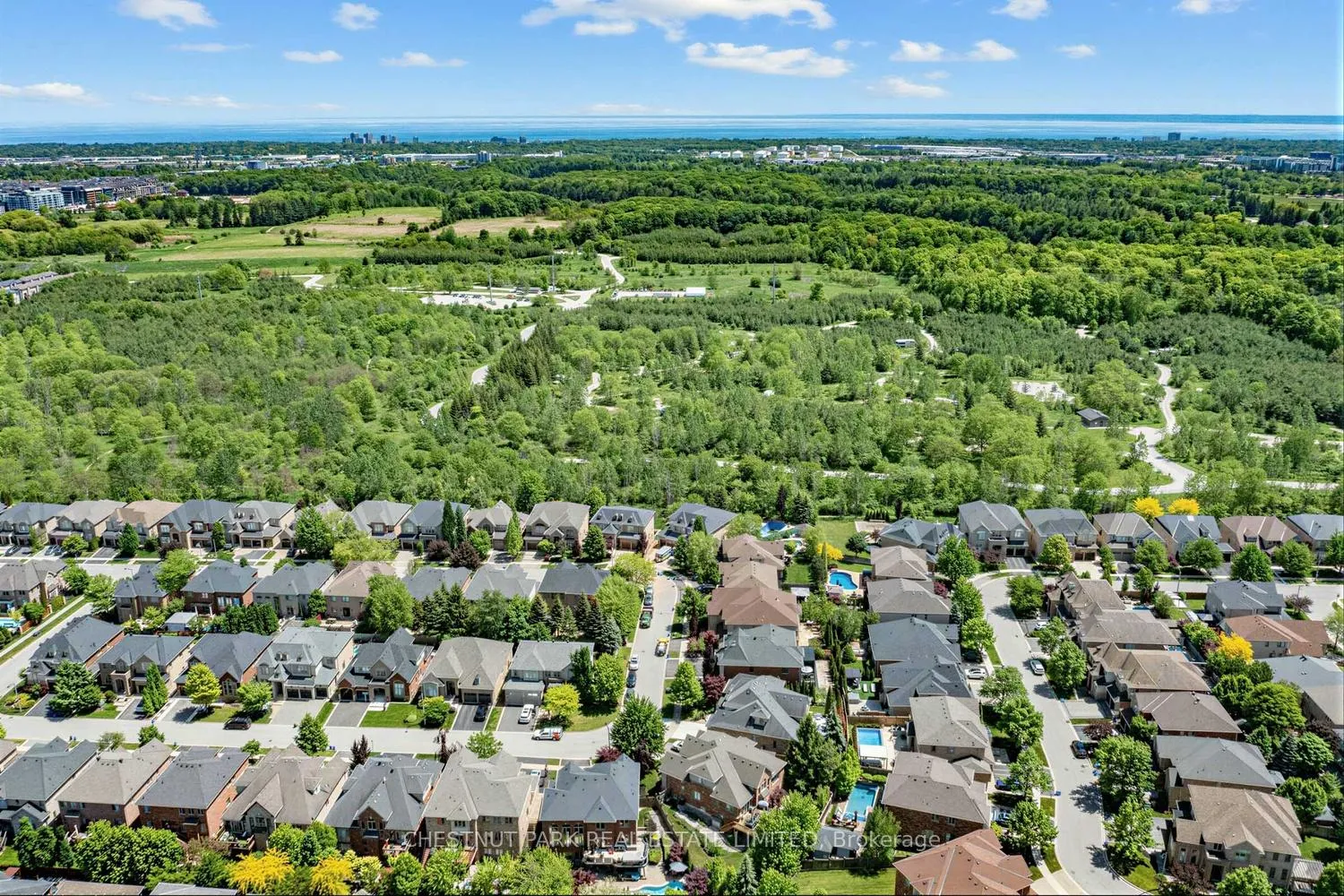 Photo 49 of 3232 Ribble Crescent, Oakville, Bronte Creek — HOMEH