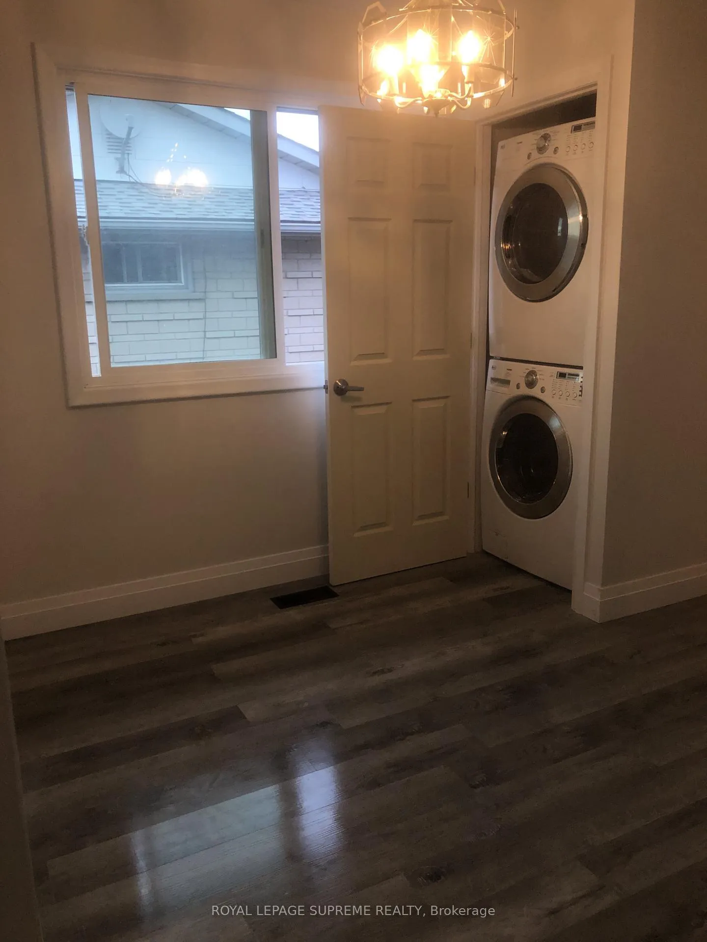 Photo 5 of Unit Upper, 38 Loyalist Drive, Hamilton, Corman — HOMEH