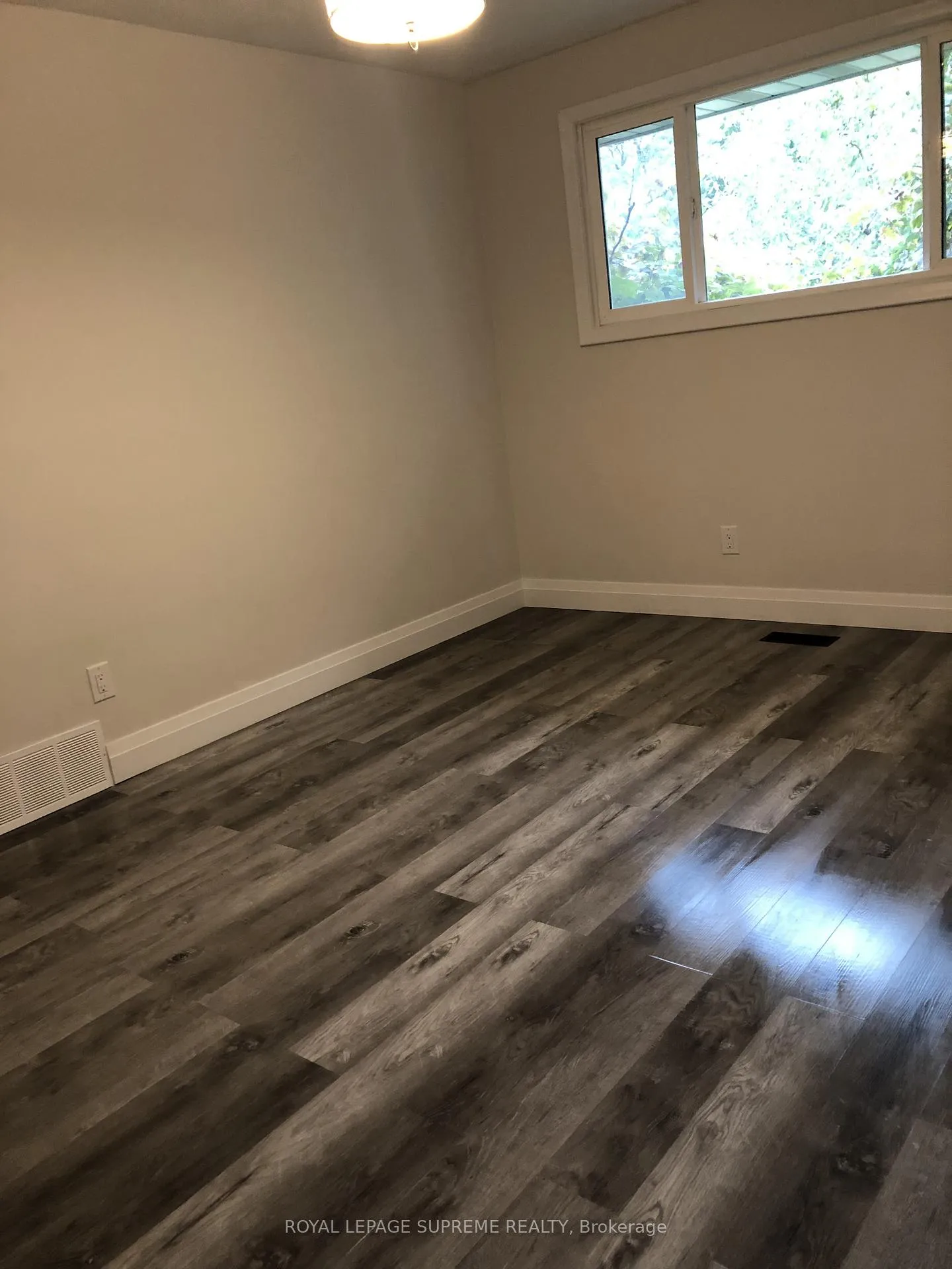 Photo 11 of Unit Upper, 38 Loyalist Drive, Hamilton, Corman — HOMEH