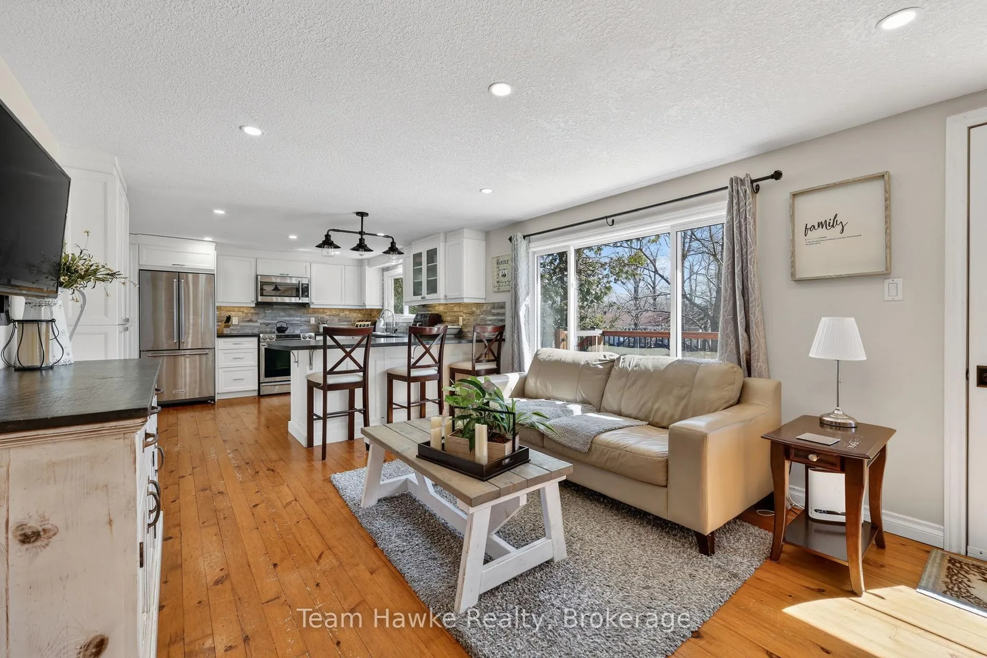 Photo 8 of 14 Sarna Drive, Tiny, Rural Tiny — HOMEH