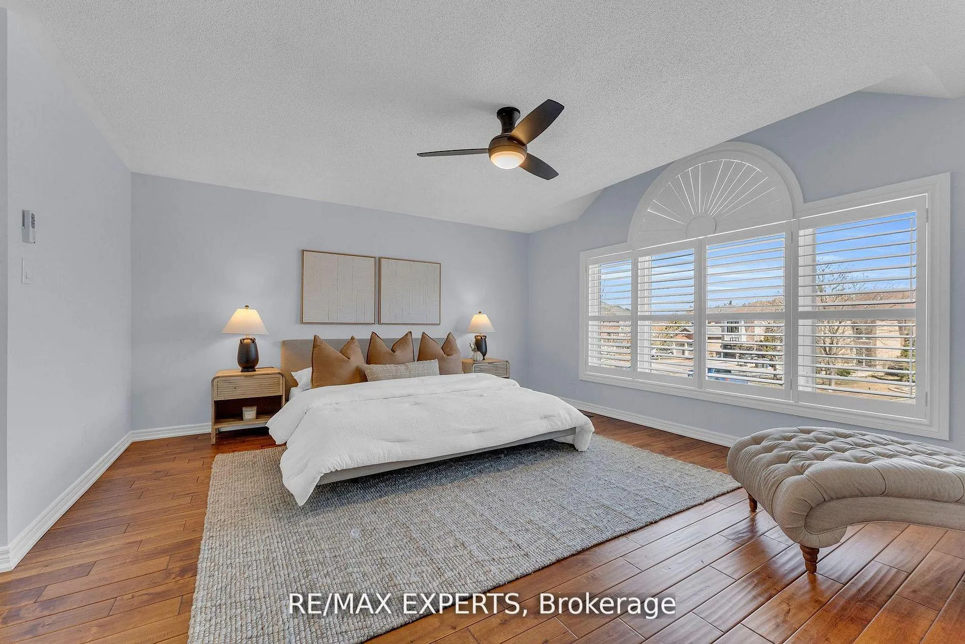 Photo 26 of 90 Summer Valley Drive, Brampton, Snelgrove — HOMEH