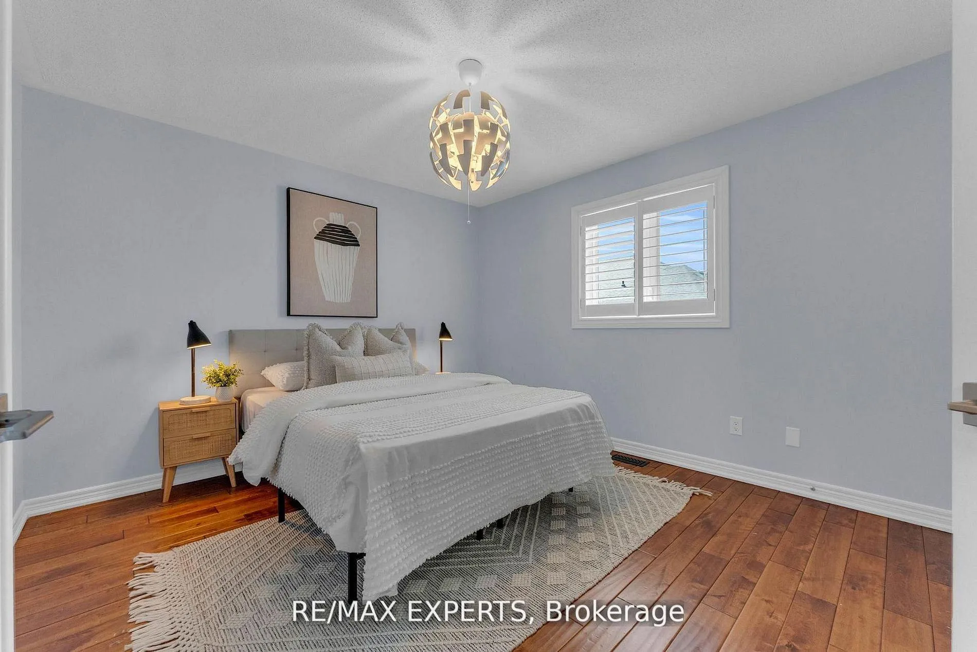Photo 32 of 90 Summer Valley Drive, Brampton, Snelgrove — HOMEH