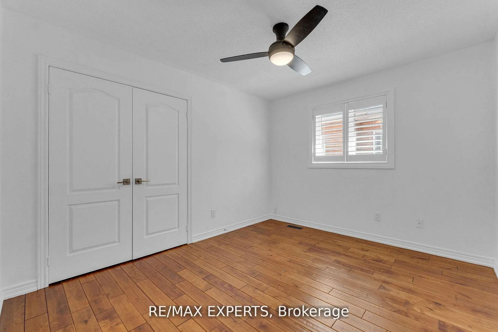 Photo 34 of 90 Summer Valley Drive, Brampton, Snelgrove — HOMEH