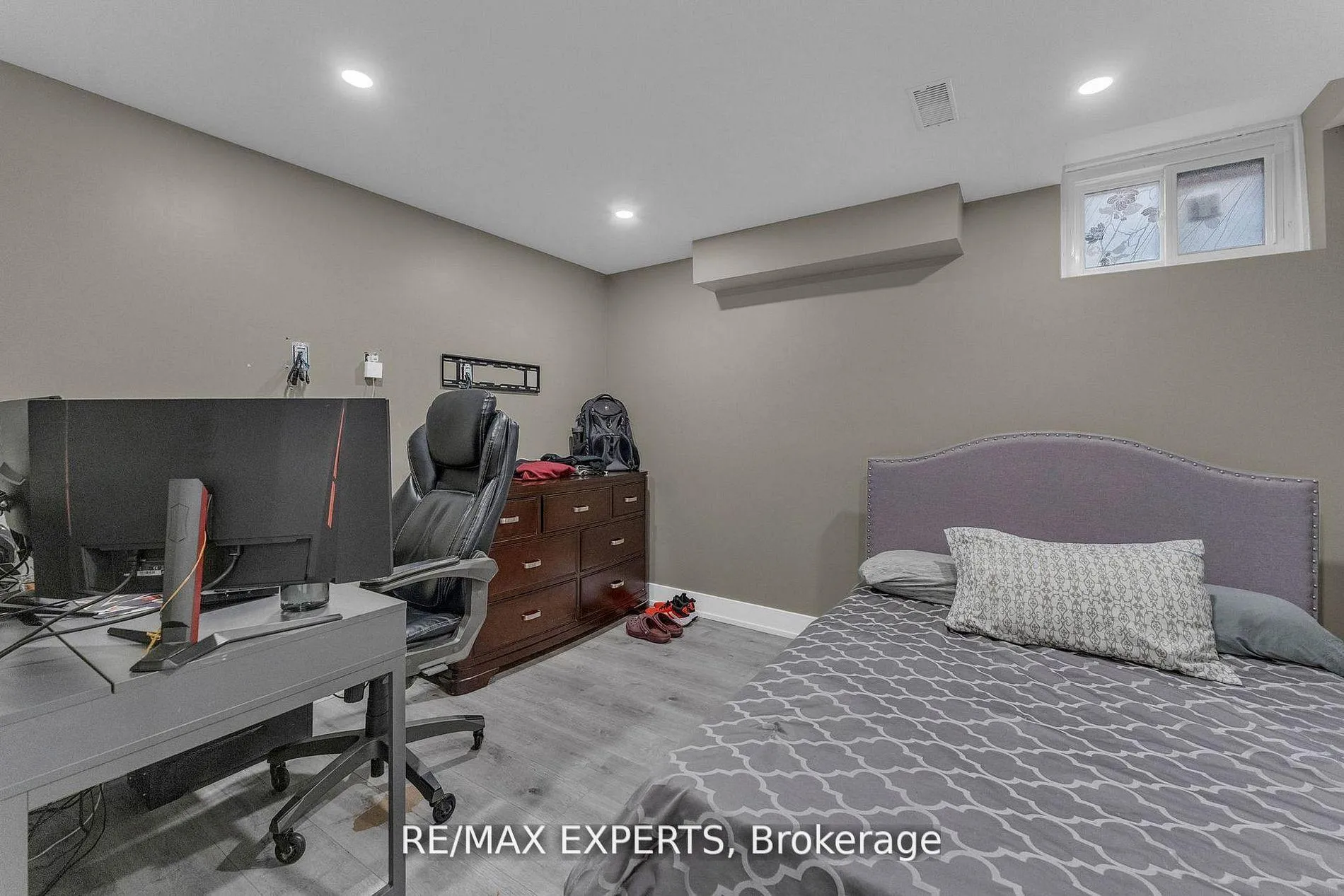 Photo 41 of 90 Summer Valley Drive, Brampton, Snelgrove — HOMEH