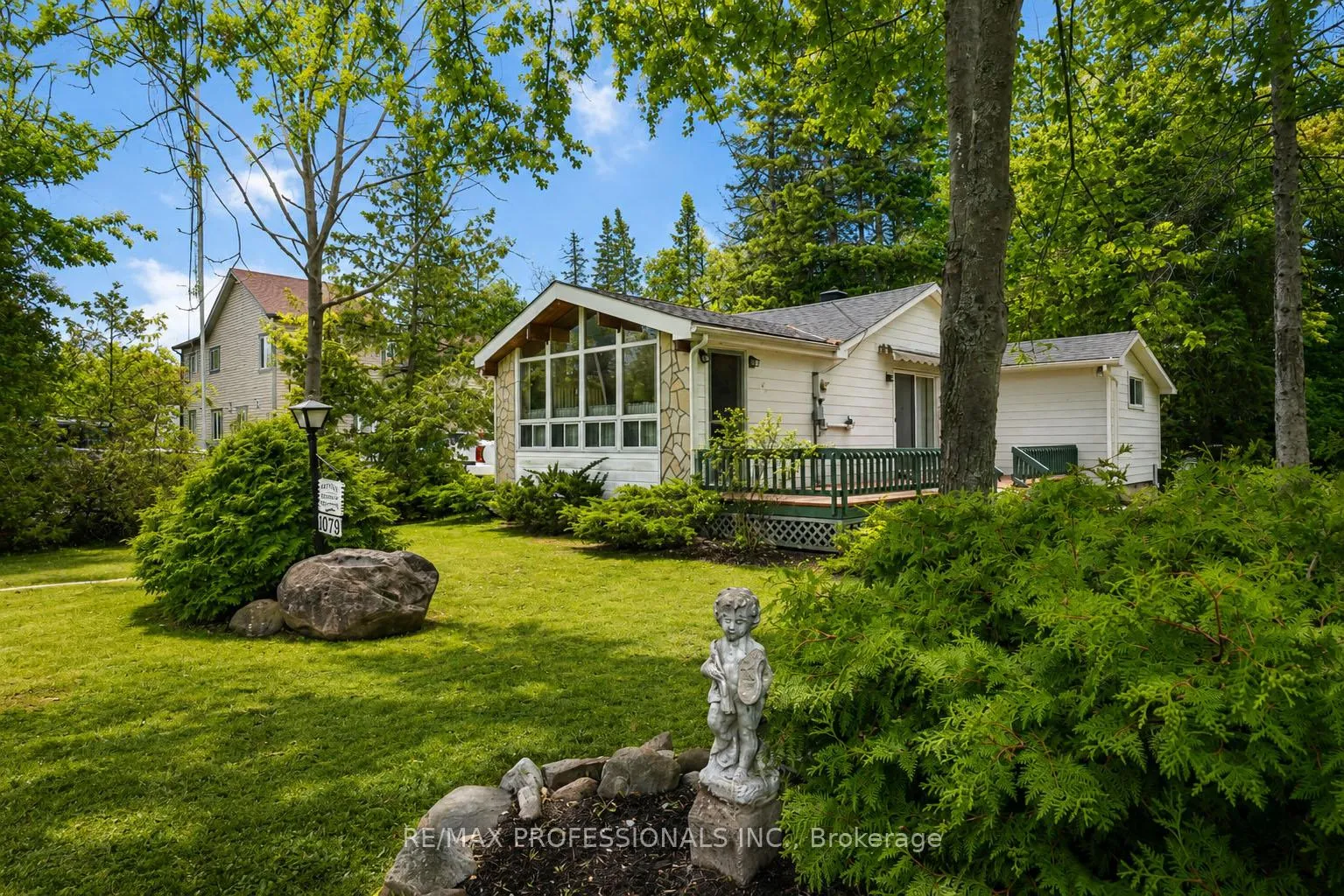 Photo 1 of 1079 Spooners Road, Innisfil, Rural Innisfil — HOMEH