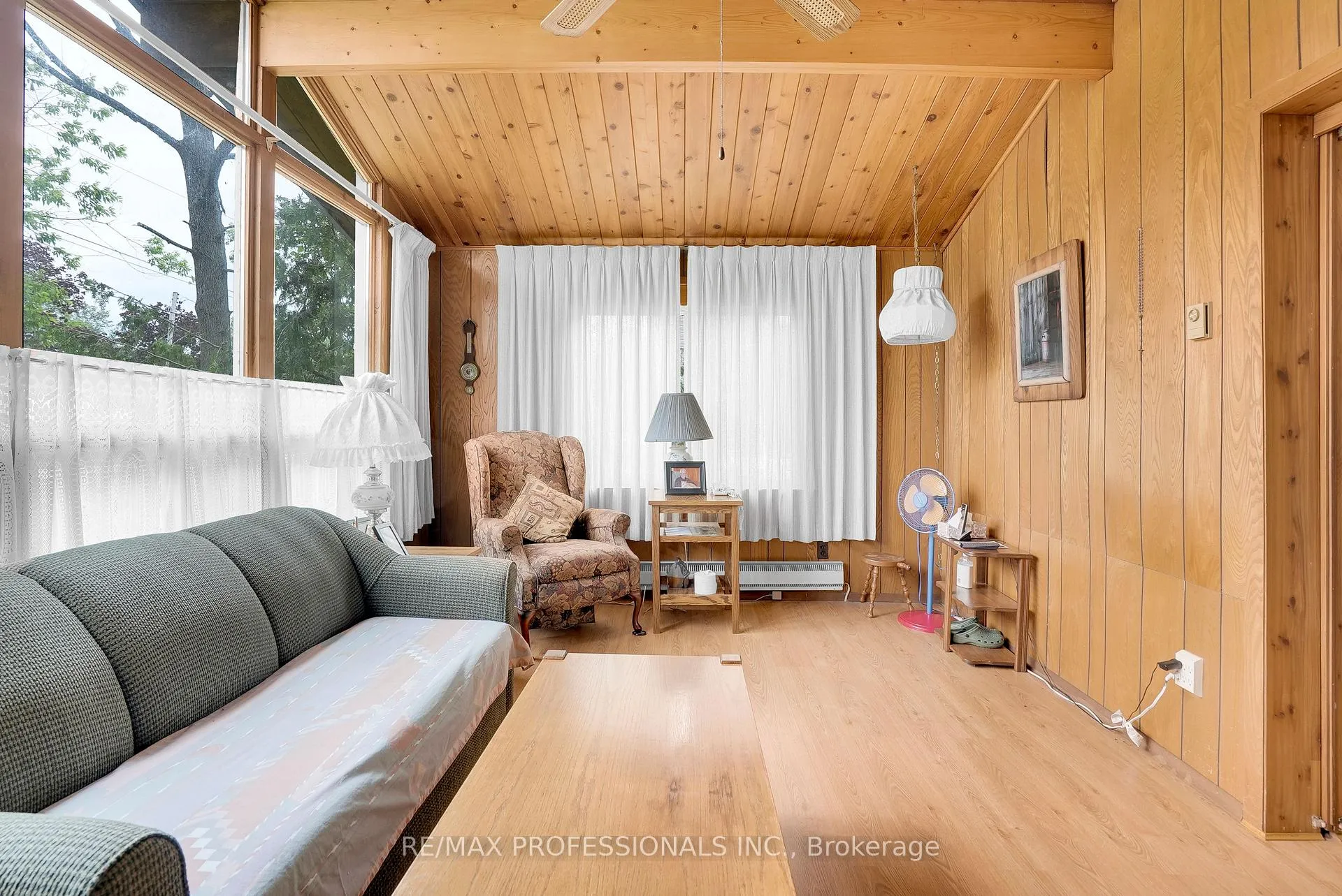 Photo 13 of 1079 Spooners Road, Innisfil, Rural Innisfil — HOMEH