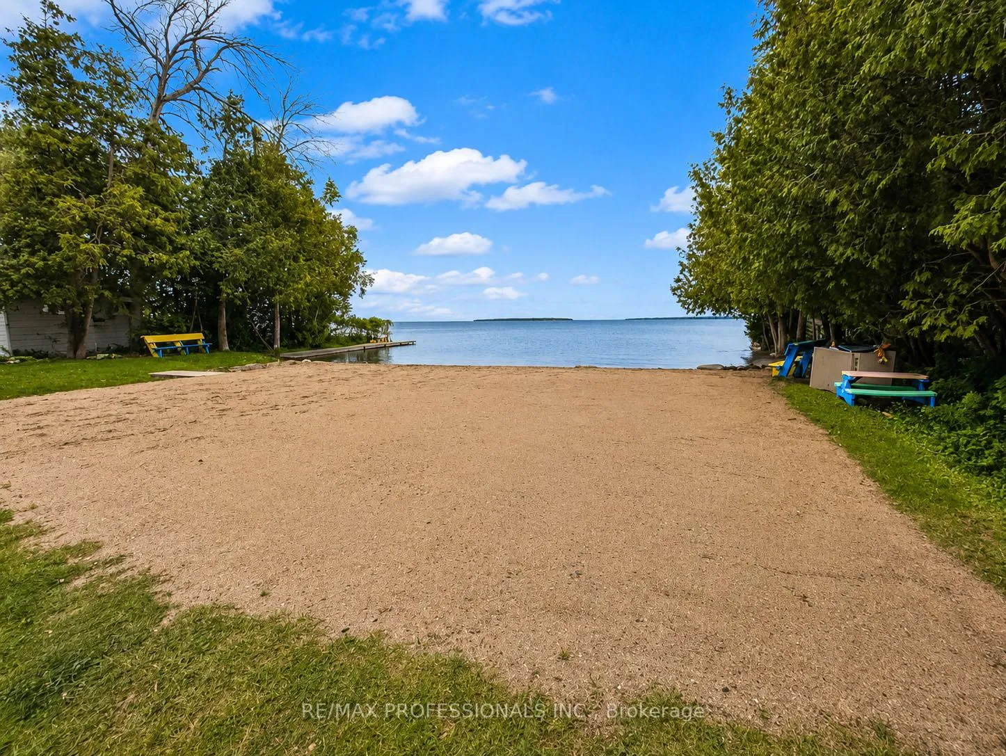 Photo 40 of 1079 Spooners Road, Innisfil, Rural Innisfil — HOMEH
