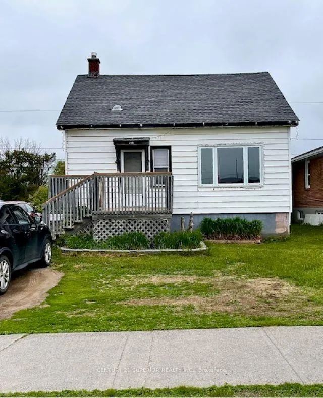 Photo 2 of 258 Algonquin Ave S, Thunder Bay, Forest Park — HOMEH