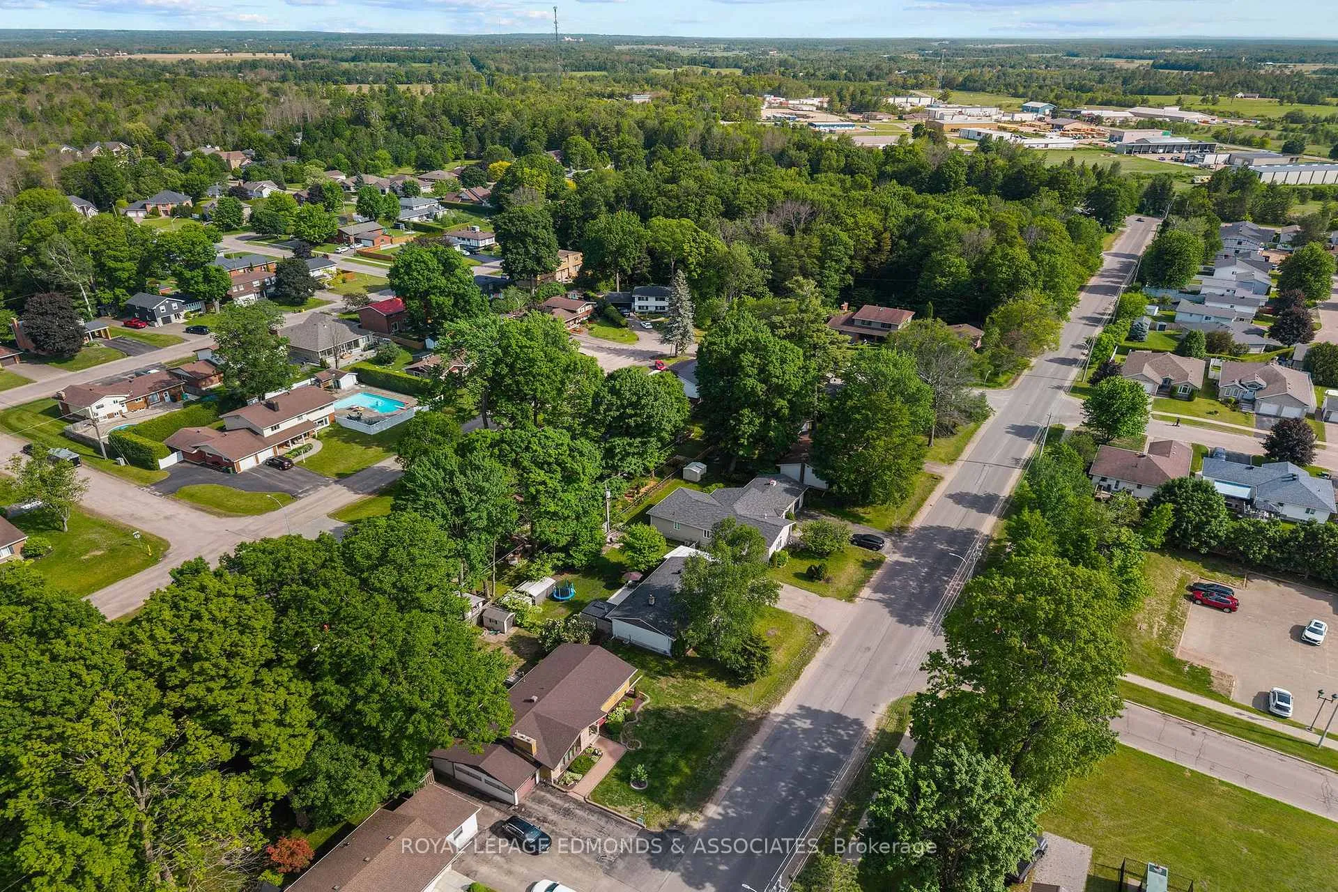 Photo 6 of 617 Cecelia Street, Pembroke — HOMEH
