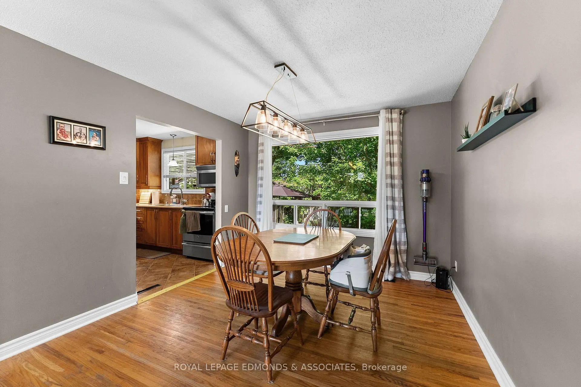 Photo 12 of 617 Cecelia Street, Pembroke — HOMEH