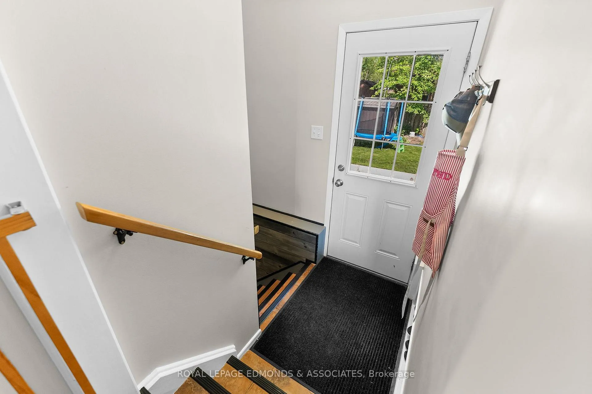Photo 25 of 617 Cecelia Street, Pembroke — HOMEH