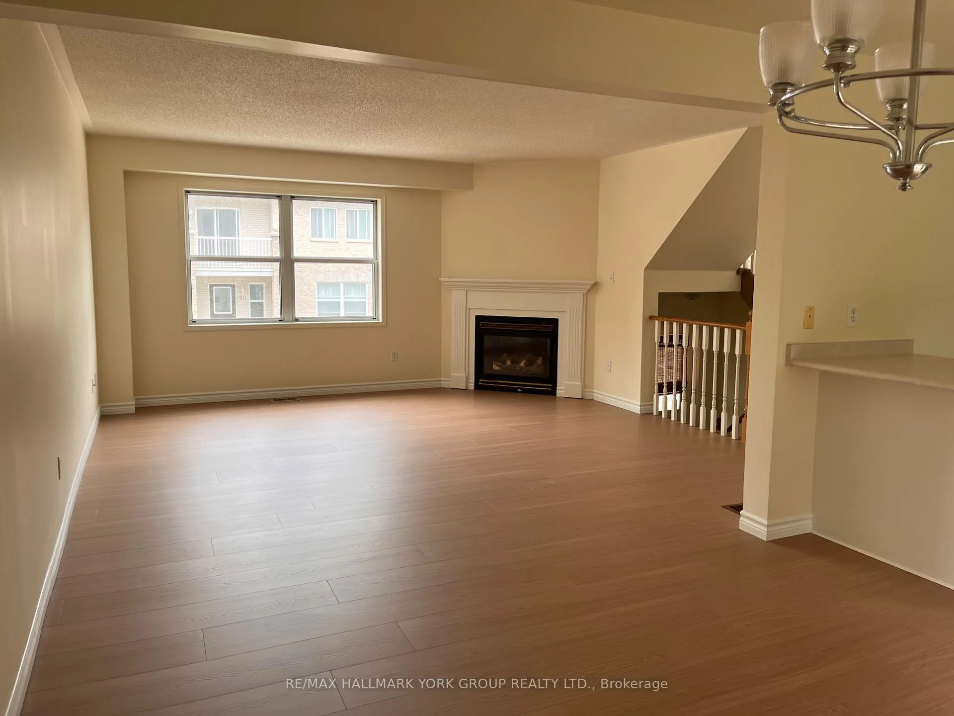 Photo 4 of Unit 47, 490 Veterans Drive, Barrie, Holly — HOMEH