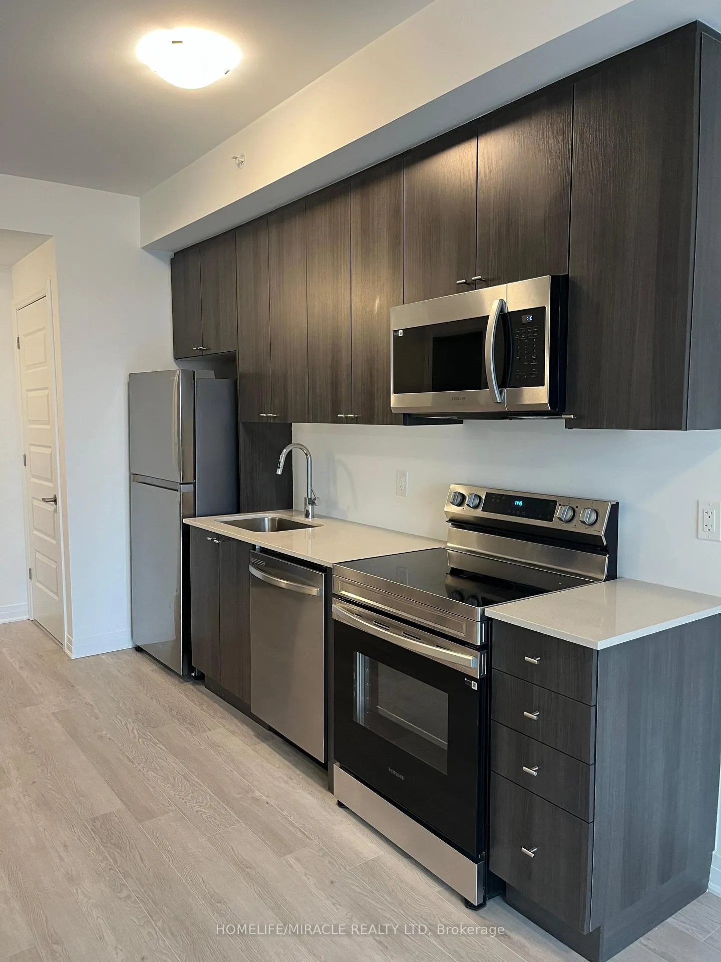 Photo 4 of Unit 506, 480 Gordon Krantz Avenue, Milton, Walker — HOMEH