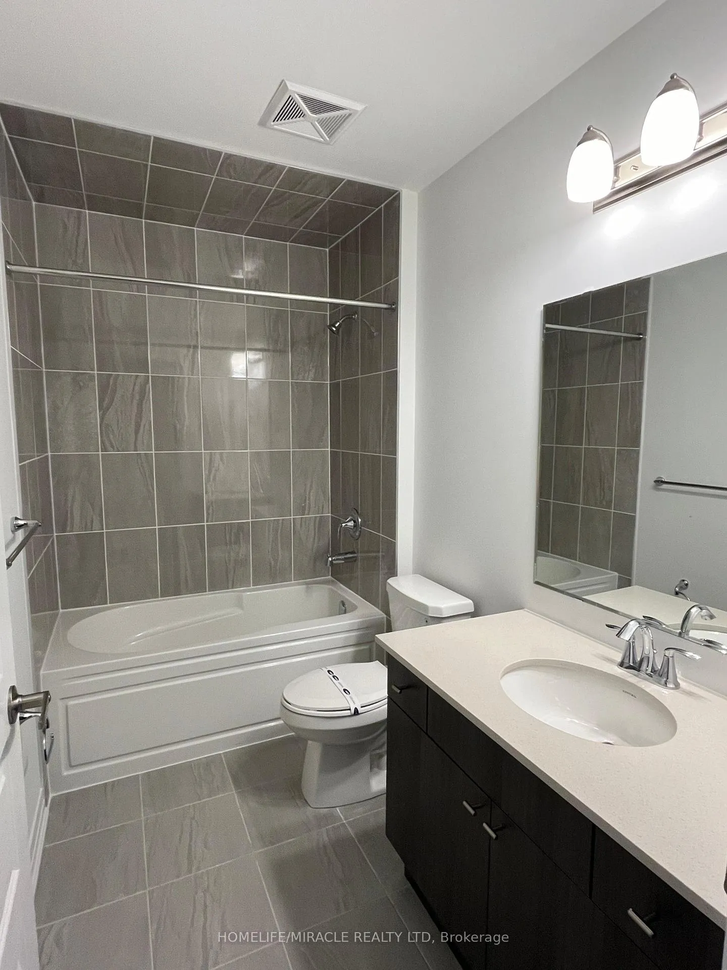 Photo 9 of Unit 506, 480 Gordon Krantz Avenue, Milton, Walker — HOMEH
