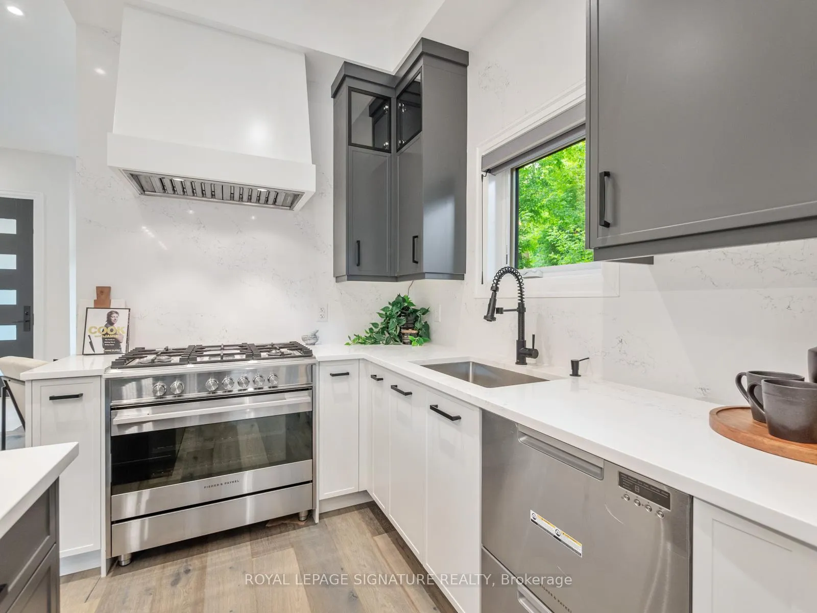 Photo 10 of 219 Wheeler Avenue, Toronto, The Beaches — HOMEH