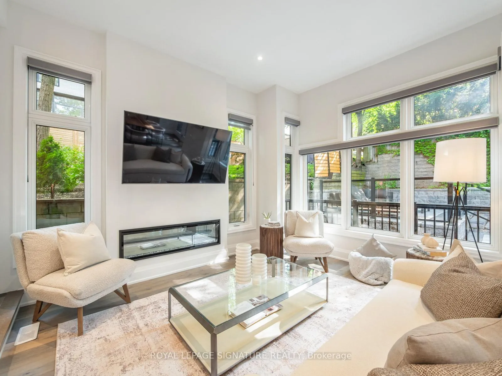 Photo 13 of 219 Wheeler Avenue, Toronto, The Beaches — HOMEH