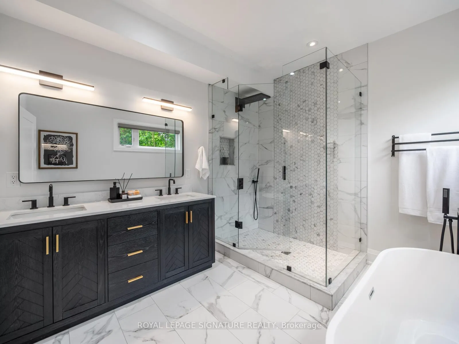 Photo 33 of 219 Wheeler Avenue, Toronto, The Beaches — HOMEH