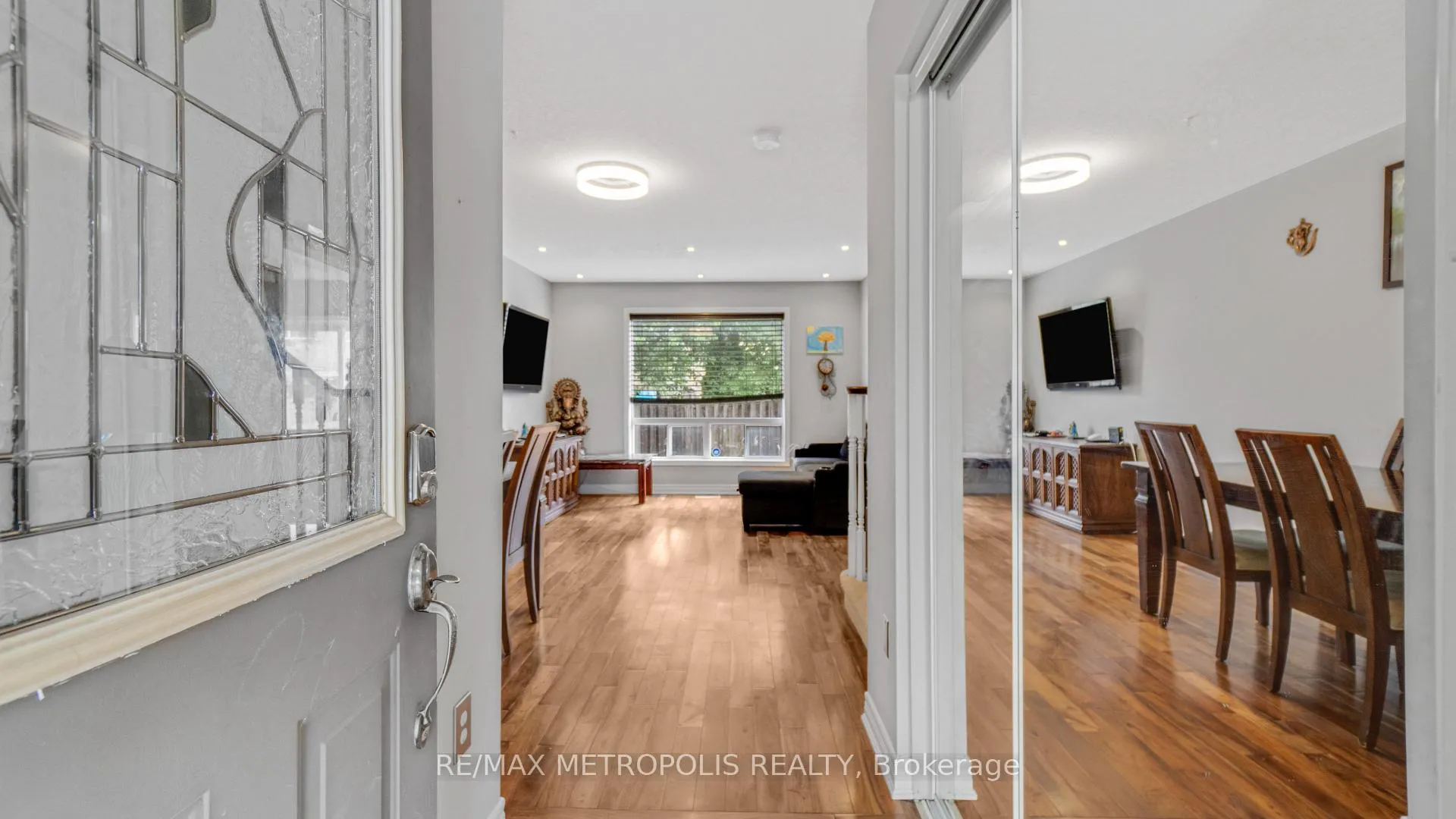 Photo 11 of 2420 Baintree Crescent, Oakville, Westmount — HOMEH