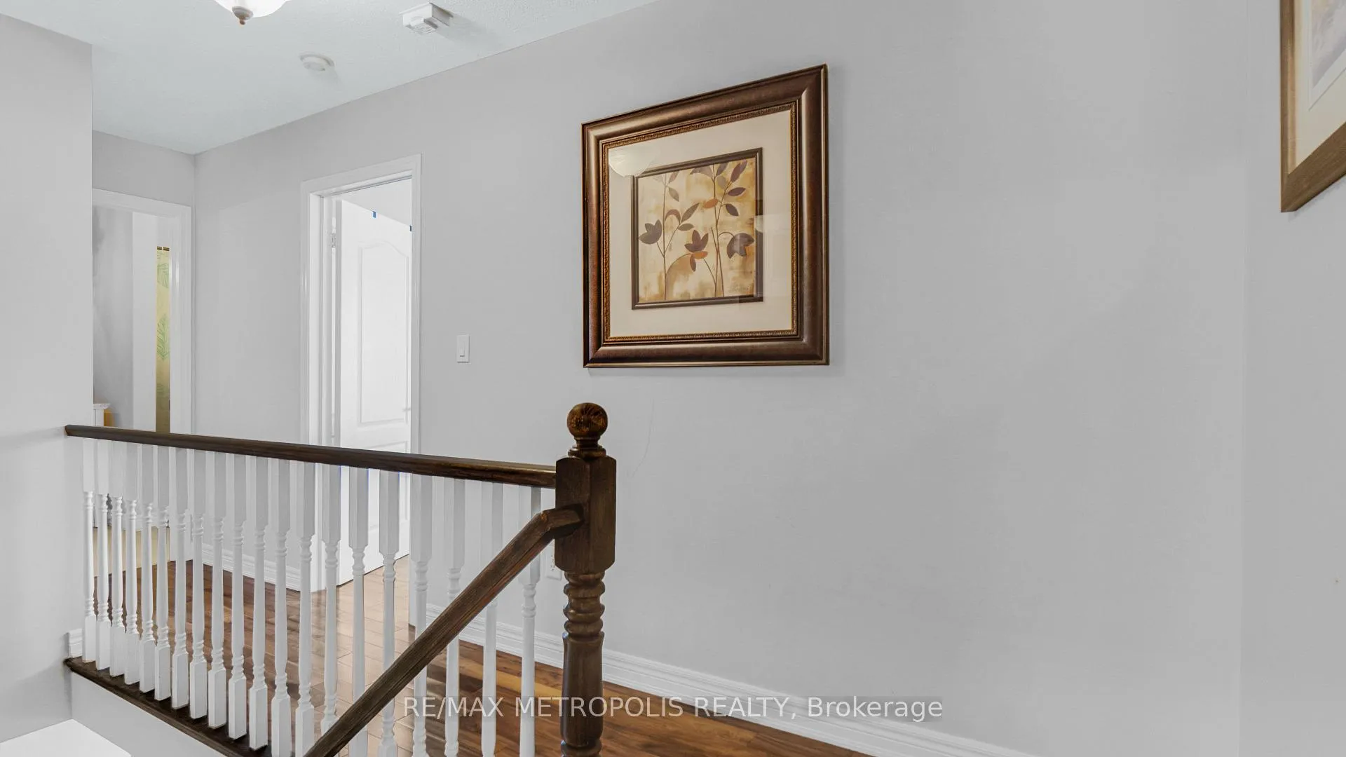 Photo 25 of 2420 Baintree Crescent, Oakville, Westmount — HOMEH