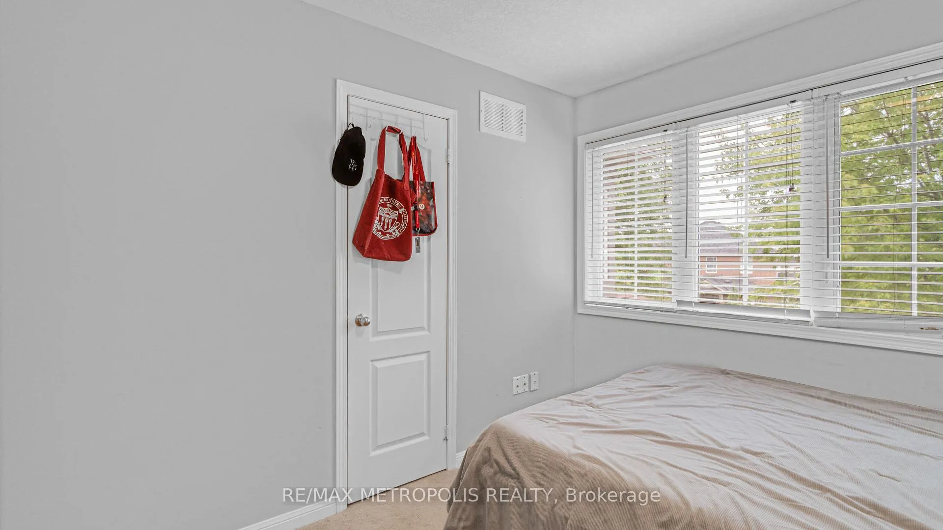 Photo 29 of 2420 Baintree Crescent, Oakville, Westmount — HOMEH