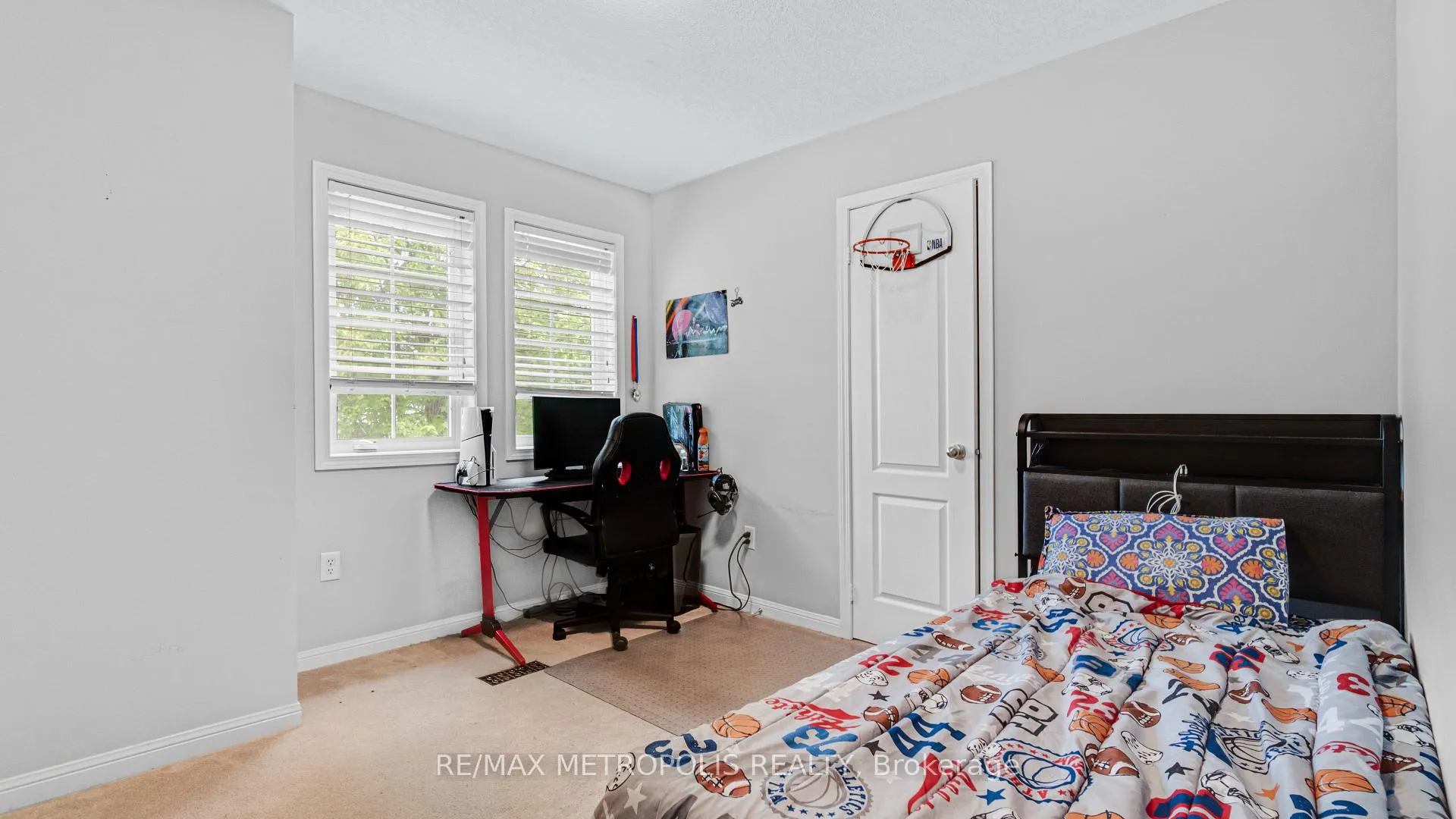 Photo 30 of 2420 Baintree Crescent, Oakville, Westmount — HOMEH