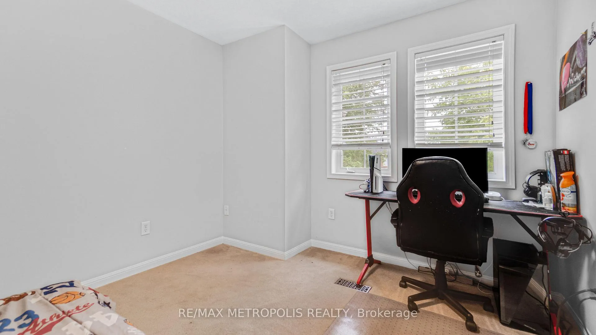 Photo 31 of 2420 Baintree Crescent, Oakville, Westmount — HOMEH