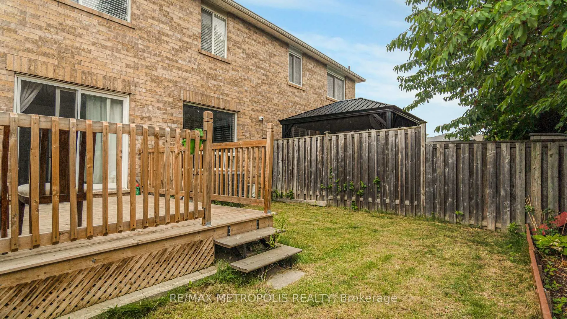 Photo 37 of 2420 Baintree Crescent, Oakville, Westmount — HOMEH