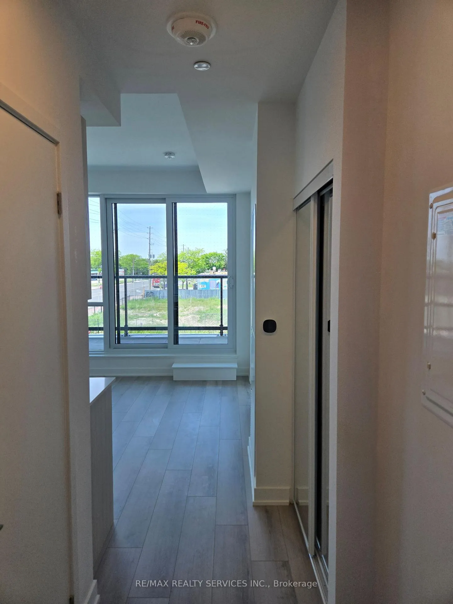 Photo 2 of Unit 217, 20 Deans Drive, Scarborough, Clairlea-Birchmount — HOMEH