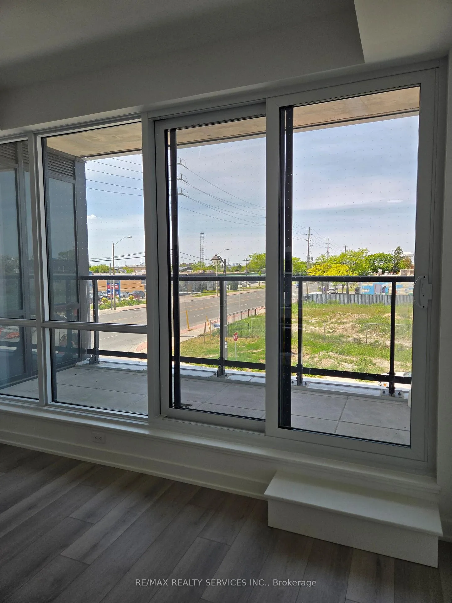 Photo 11 of Unit 217, 20 Deans Drive, Scarborough, Clairlea-Birchmount — HOMEH