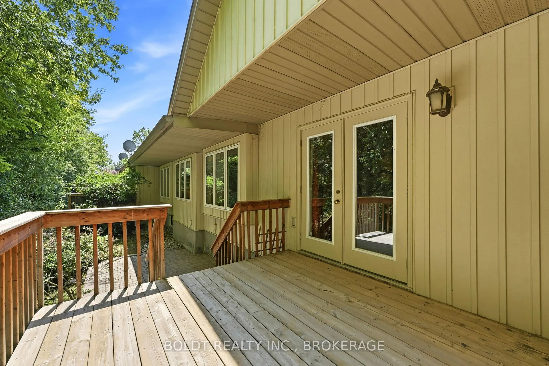 Photo 5 of Unit 6, 605 Welland Avenue, St. Catharines, Carlton/Bunting — HOMEH