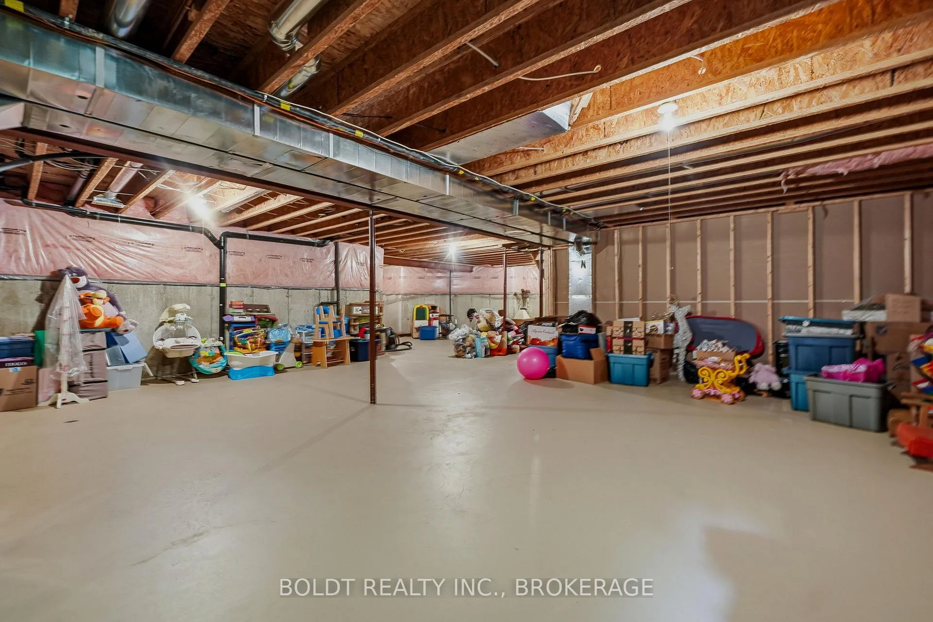 Photo 35 of Unit 6, 605 Welland Avenue, St. Catharines, Carlton/Bunting — HOMEH