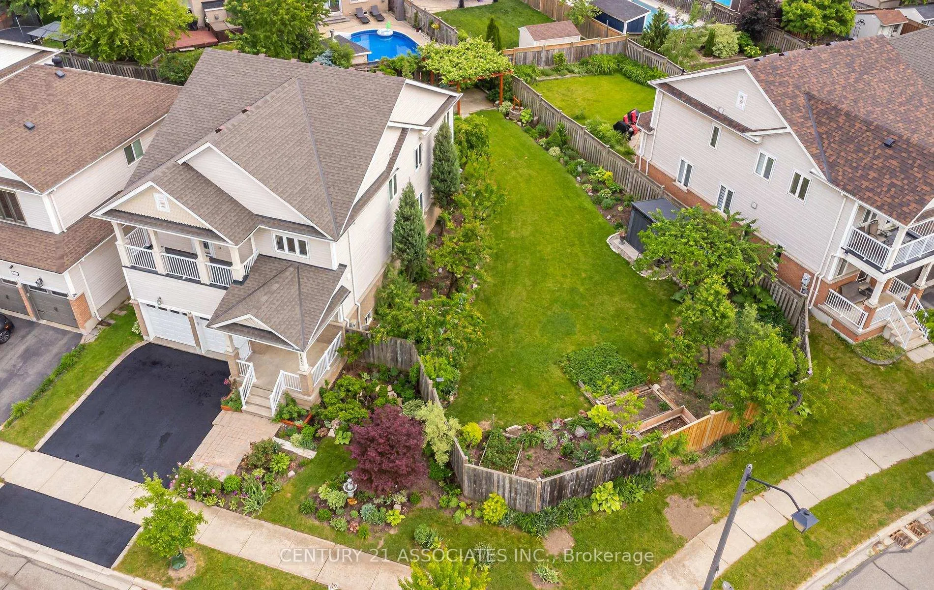 Photo 2 of 1321 Roper Drive, Milton, Dempsey — HOMEH