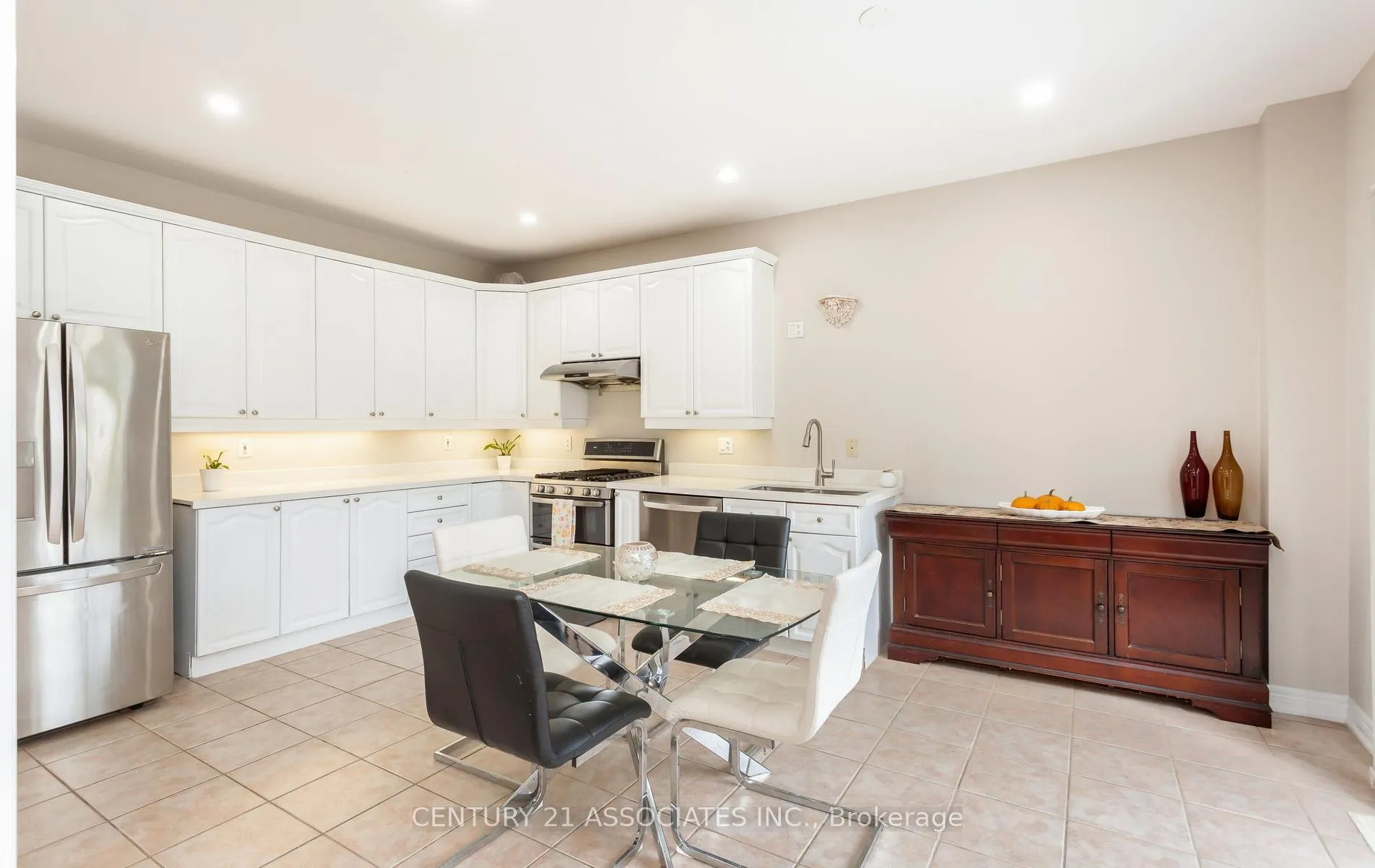 Photo 21 of 1321 Roper Drive, Milton, Dempsey — HOMEH