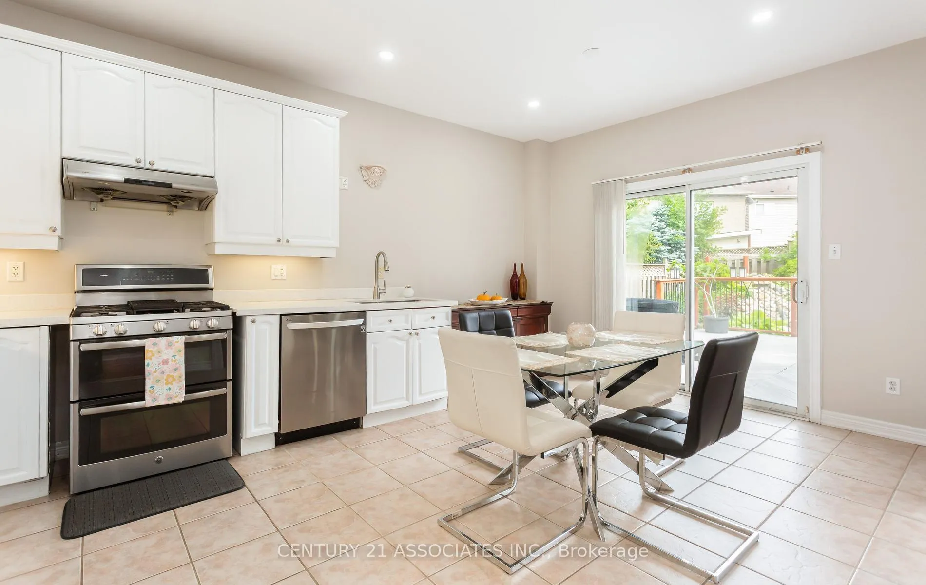 Photo 24 of 1321 Roper Drive, Milton, Dempsey — HOMEH