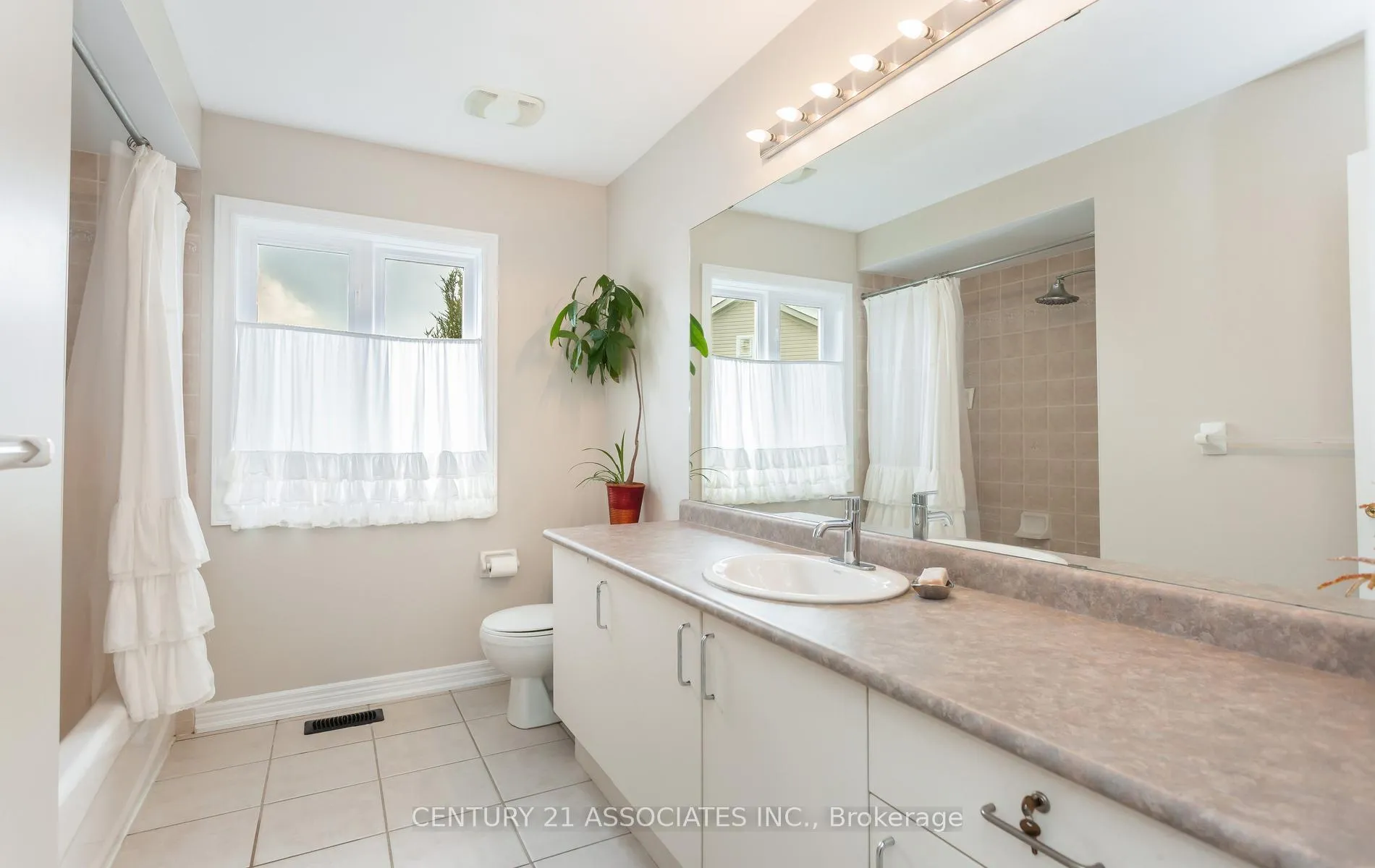 Photo 41 of 1321 Roper Drive, Milton, Dempsey — HOMEH