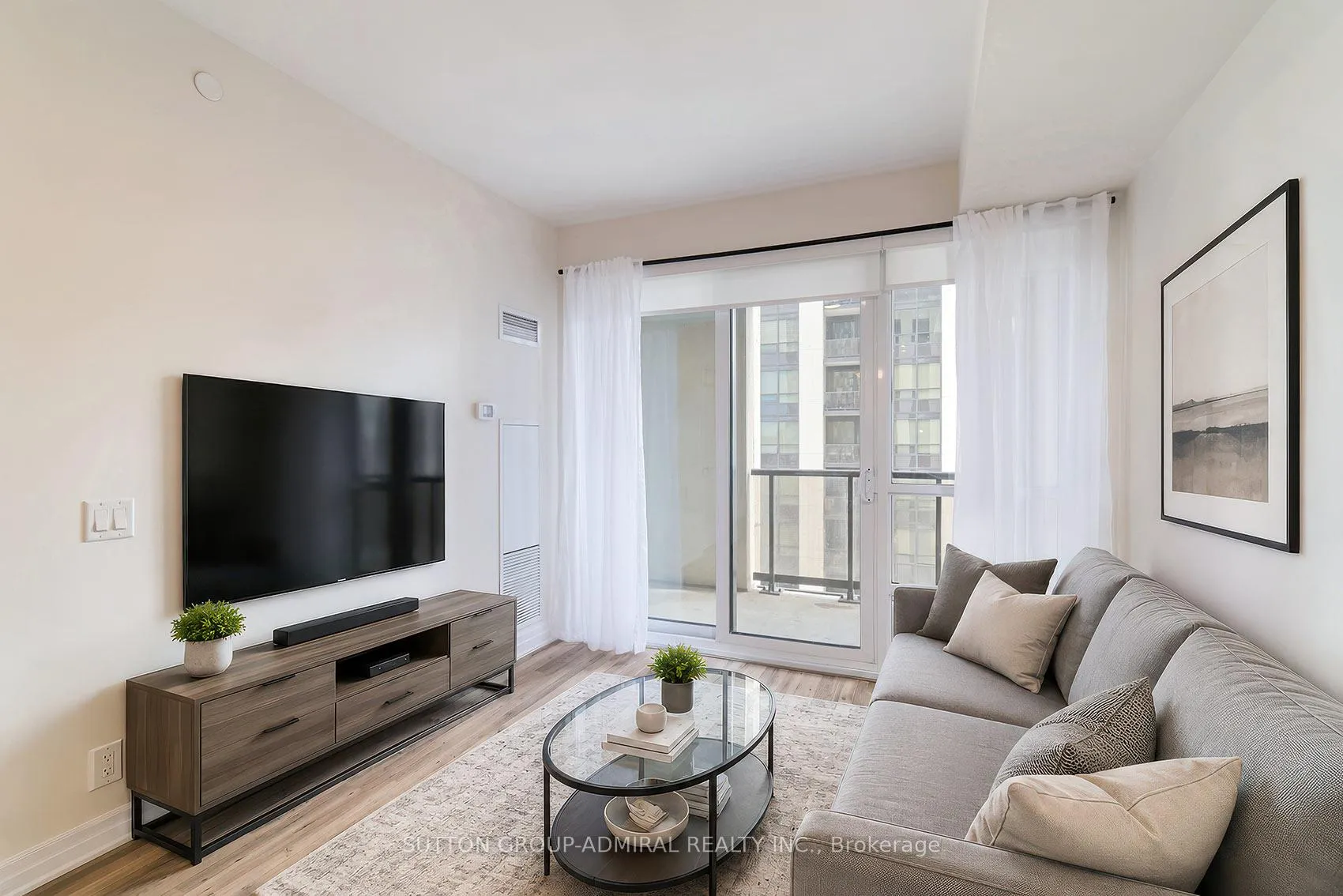 Photo 8 of Unit 1804, 9085 Jane Street, Vaughan, Concord — HOMEH