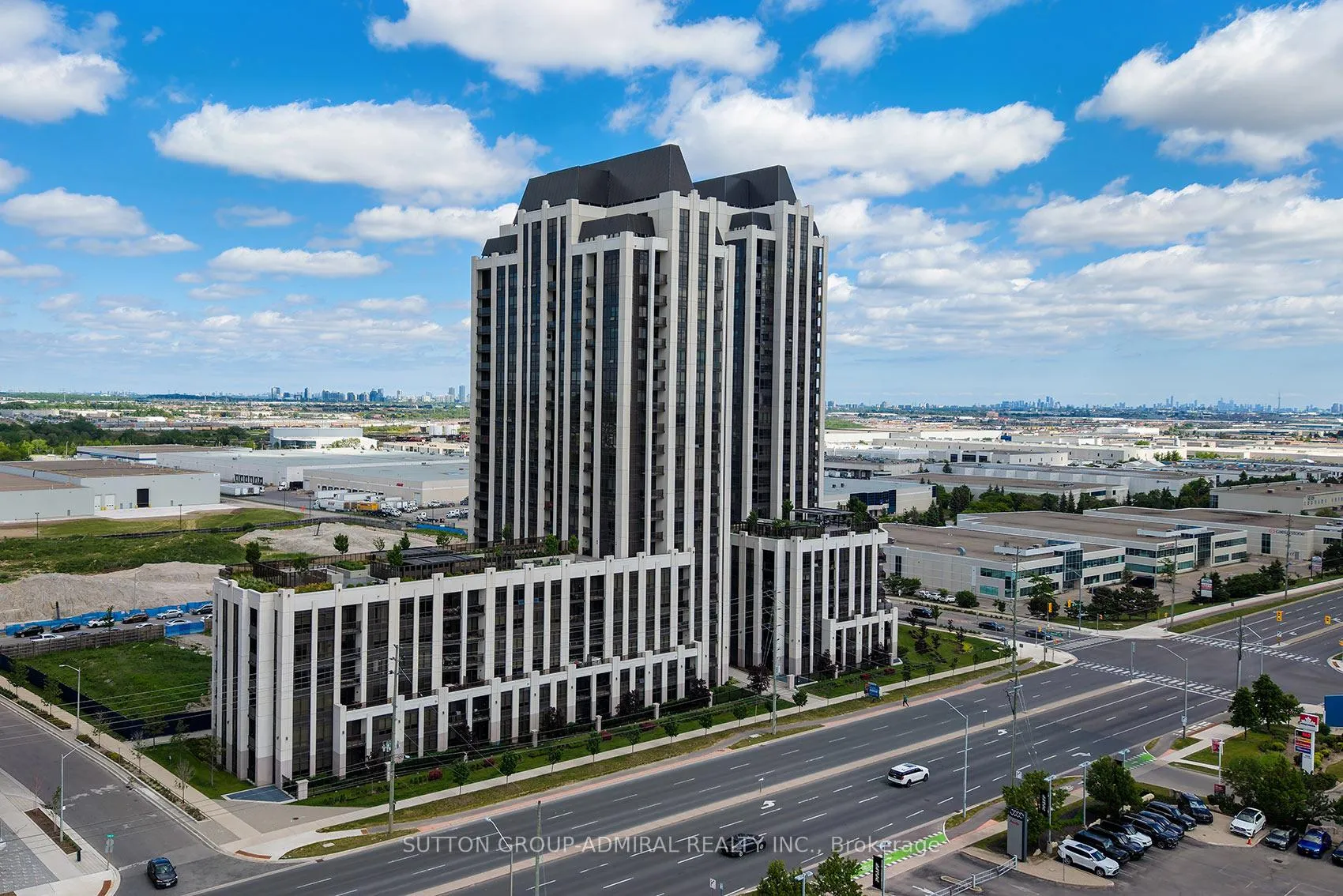 Photo 41 of Unit 1804, 9085 Jane Street, Vaughan, Concord — HOMEH