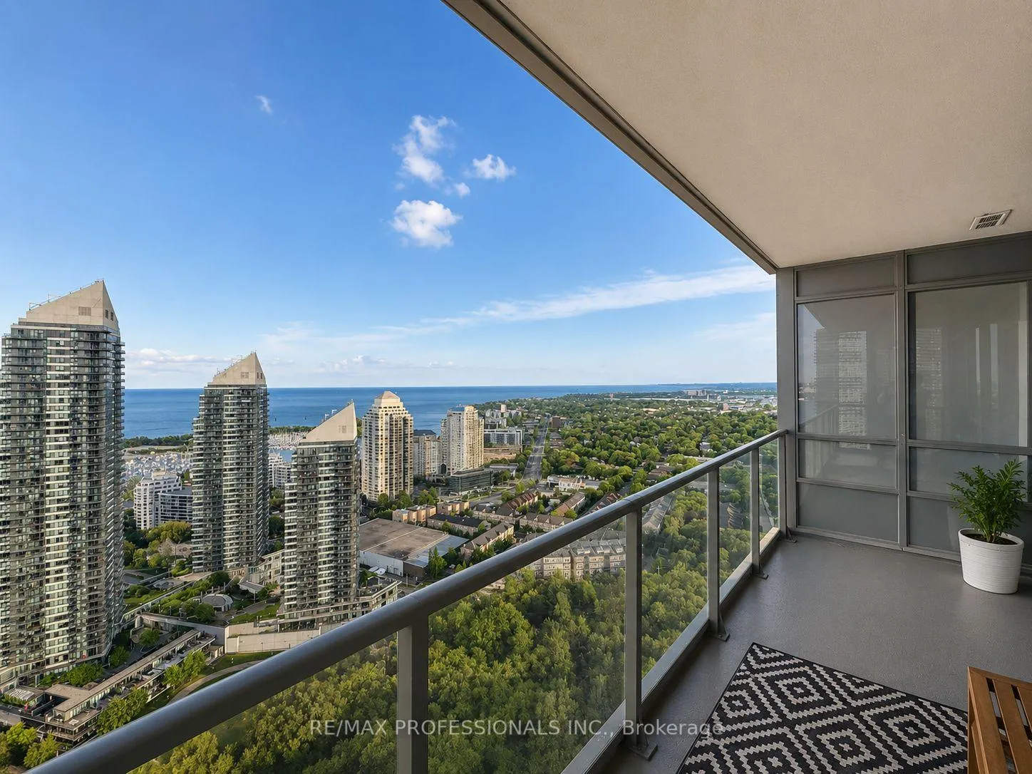 Photo 13 of Unit 3510, 36 Park Lawn Road, Etobicoke, Mimico — HOMEH