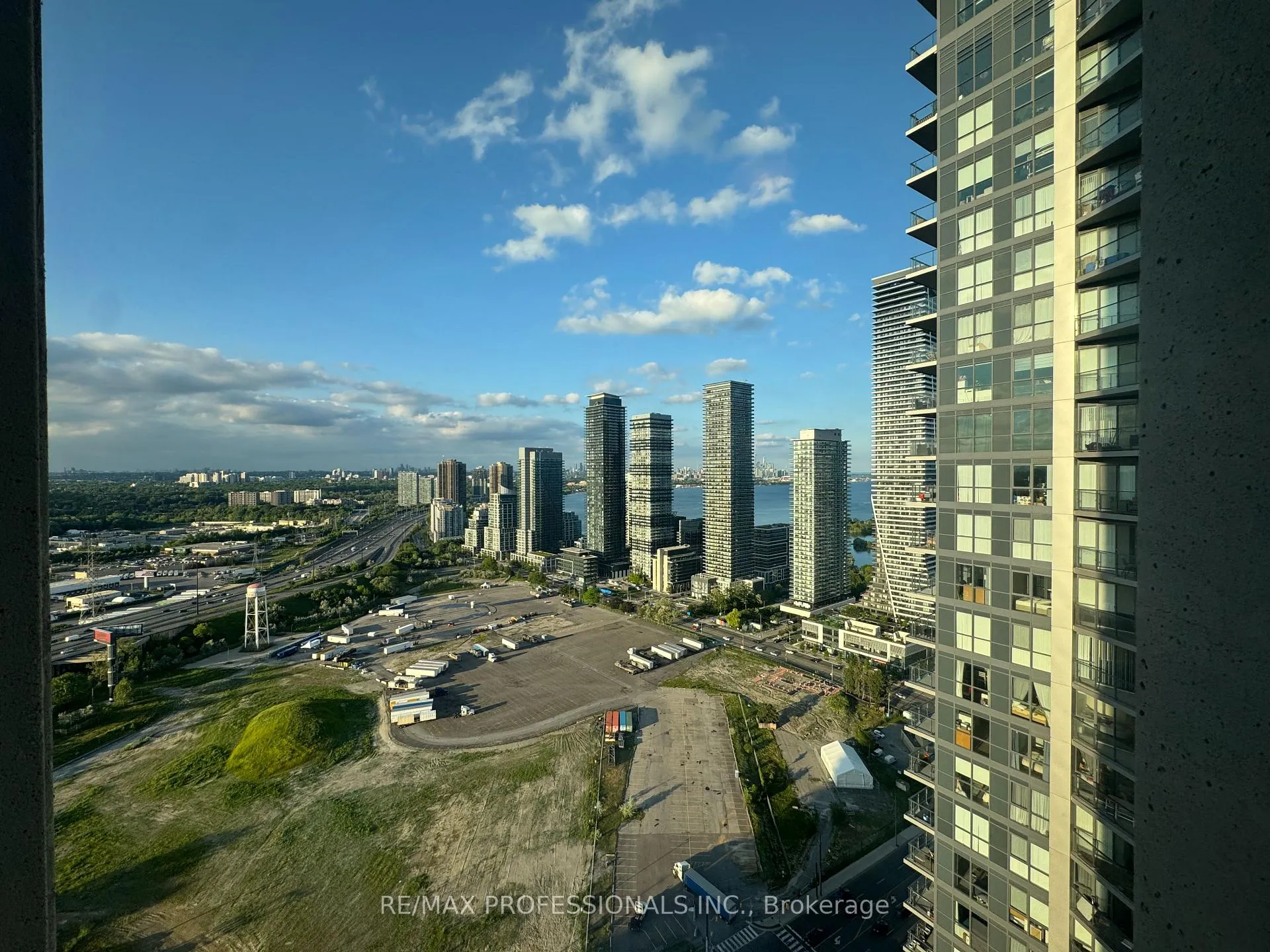 Photo 18 of Unit 3510, 36 Park Lawn Road, Etobicoke, Mimico — HOMEH