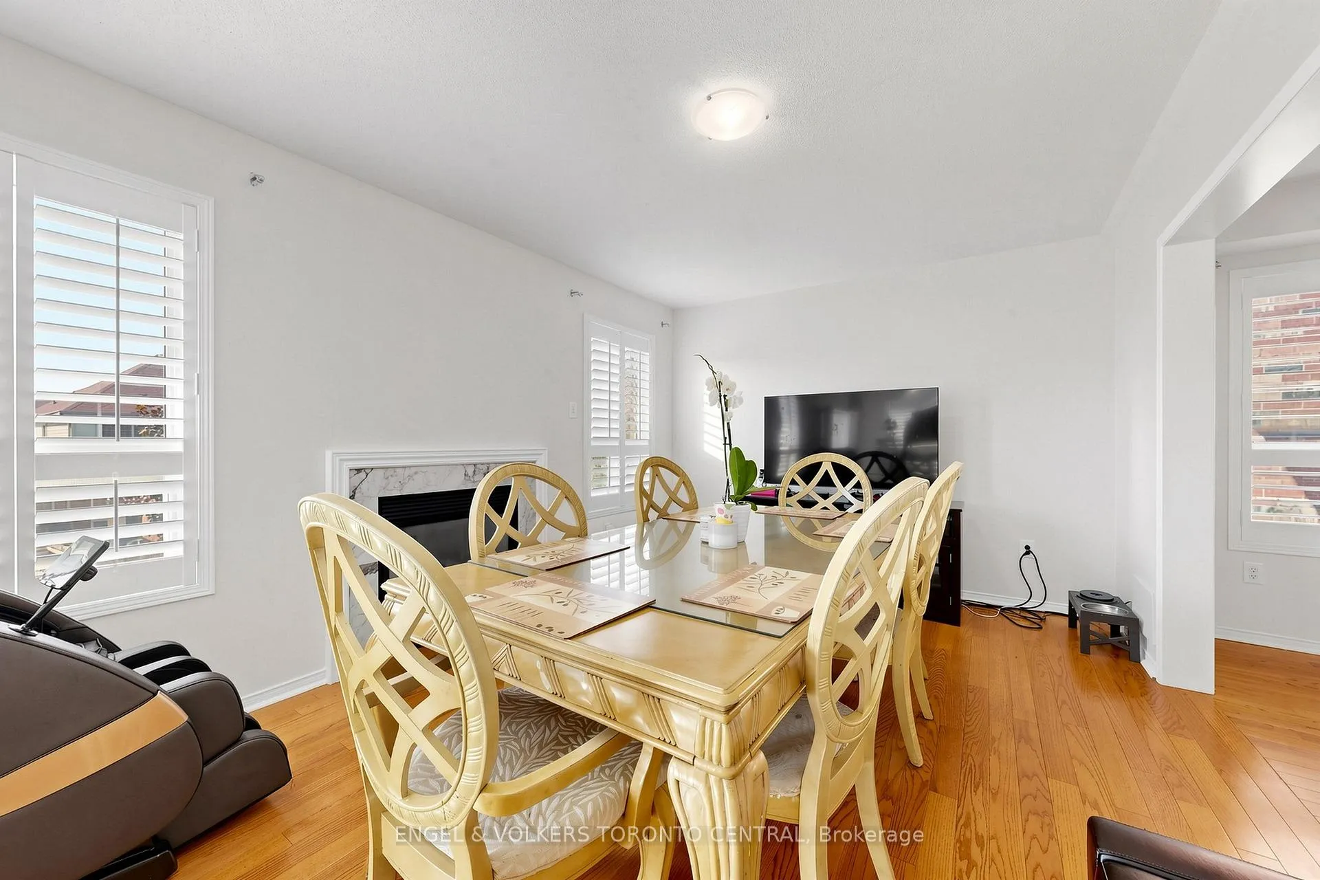 Photo 10 of 1628 Pennel Drive, Oshawa, Taunton — HOMEH