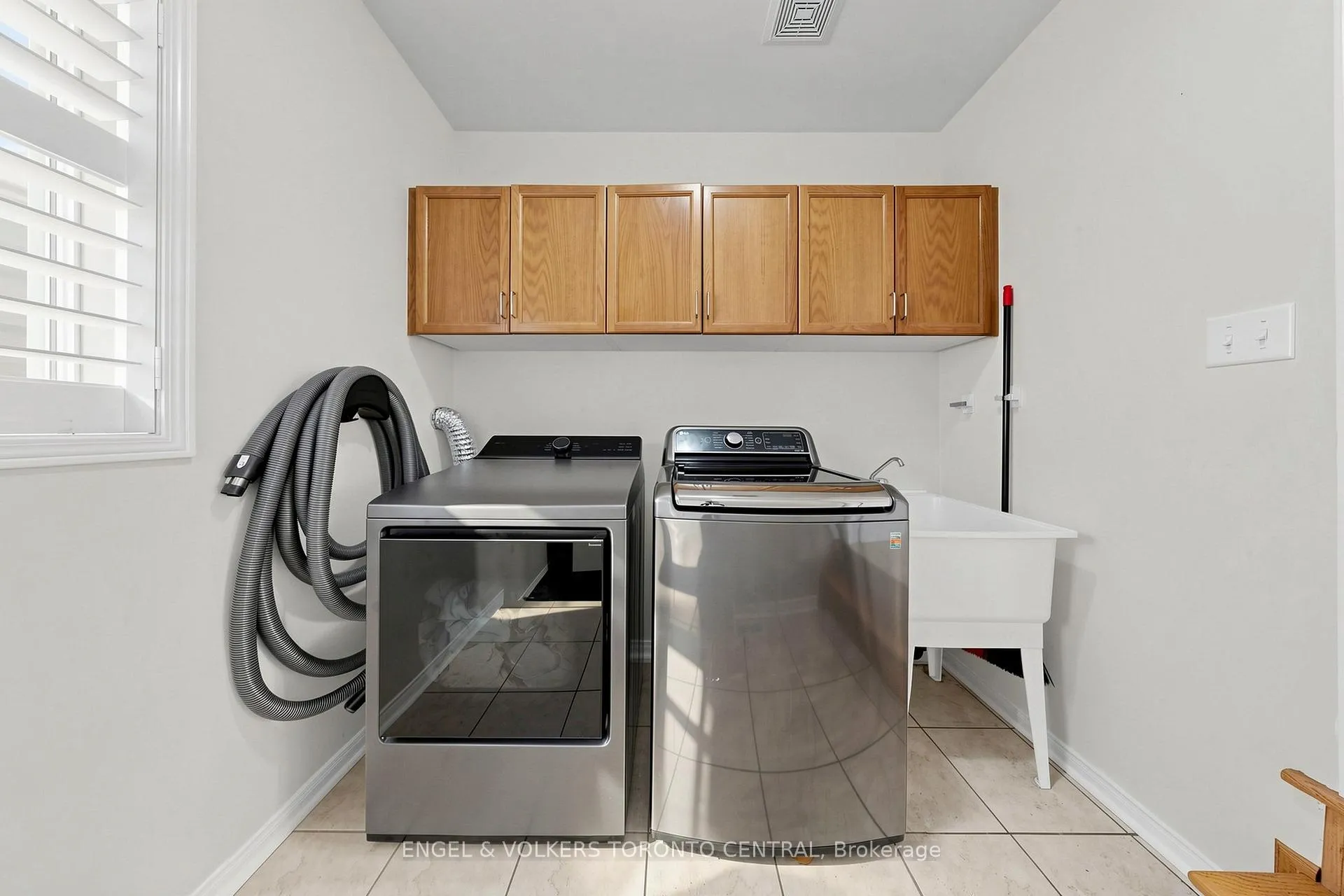 Photo 22 of 1628 Pennel Drive, Oshawa, Taunton — HOMEH