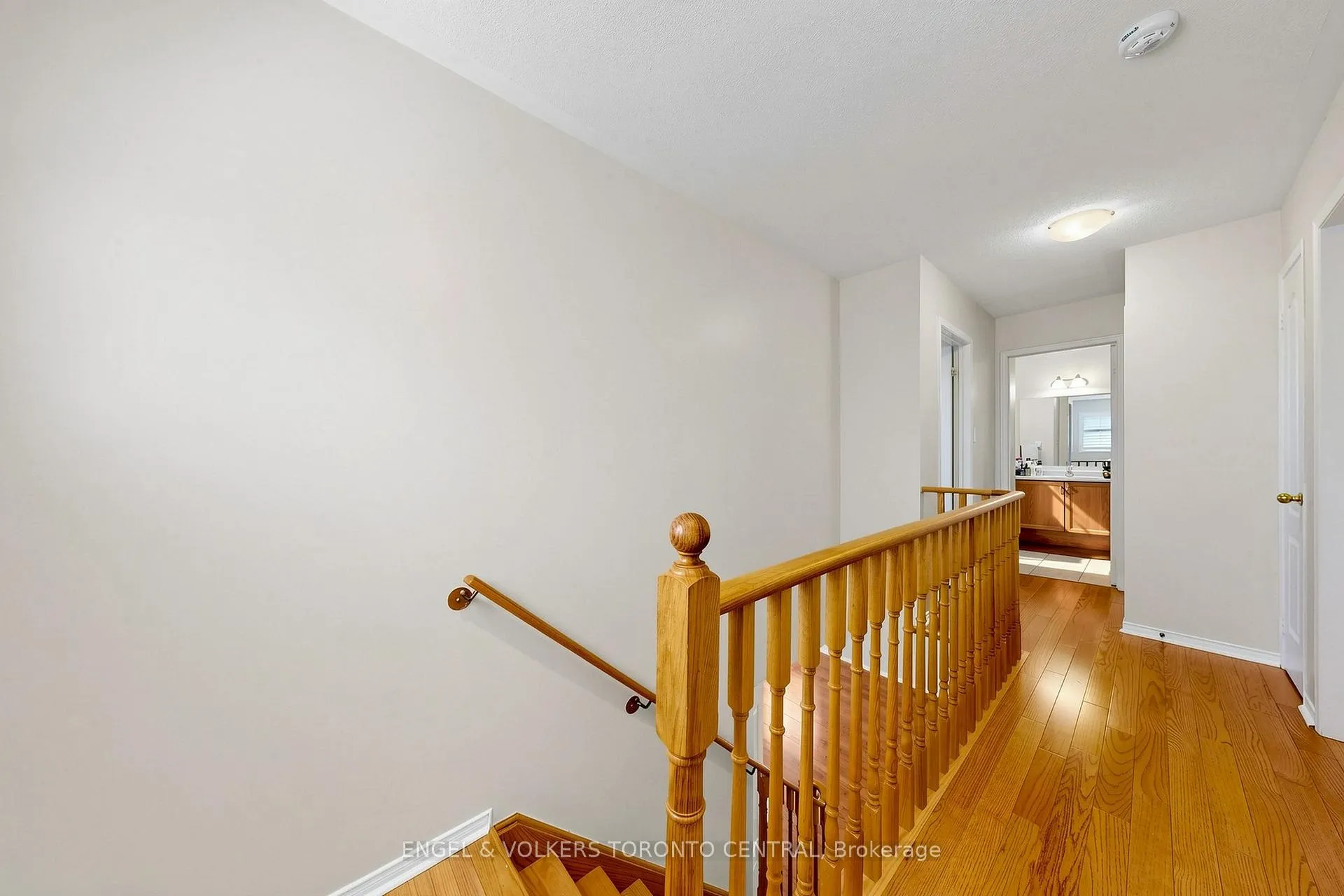 Photo 24 of 1628 Pennel Drive, Oshawa, Taunton — HOMEH